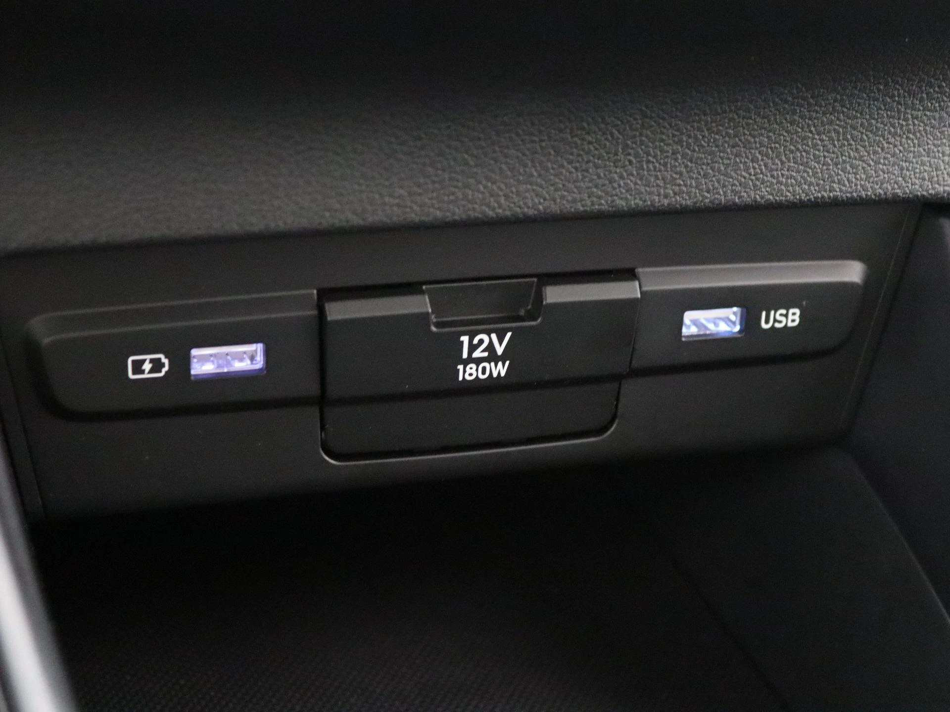 Hyundai-Bayon-image-21