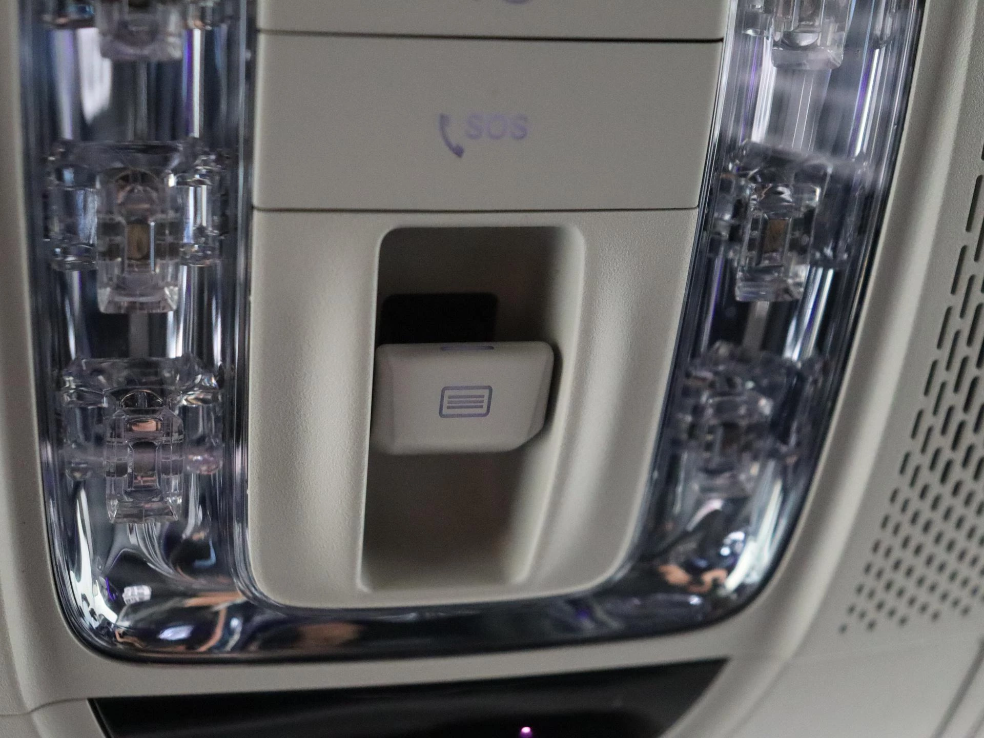 Mercedes-Benz-GLE-image-29