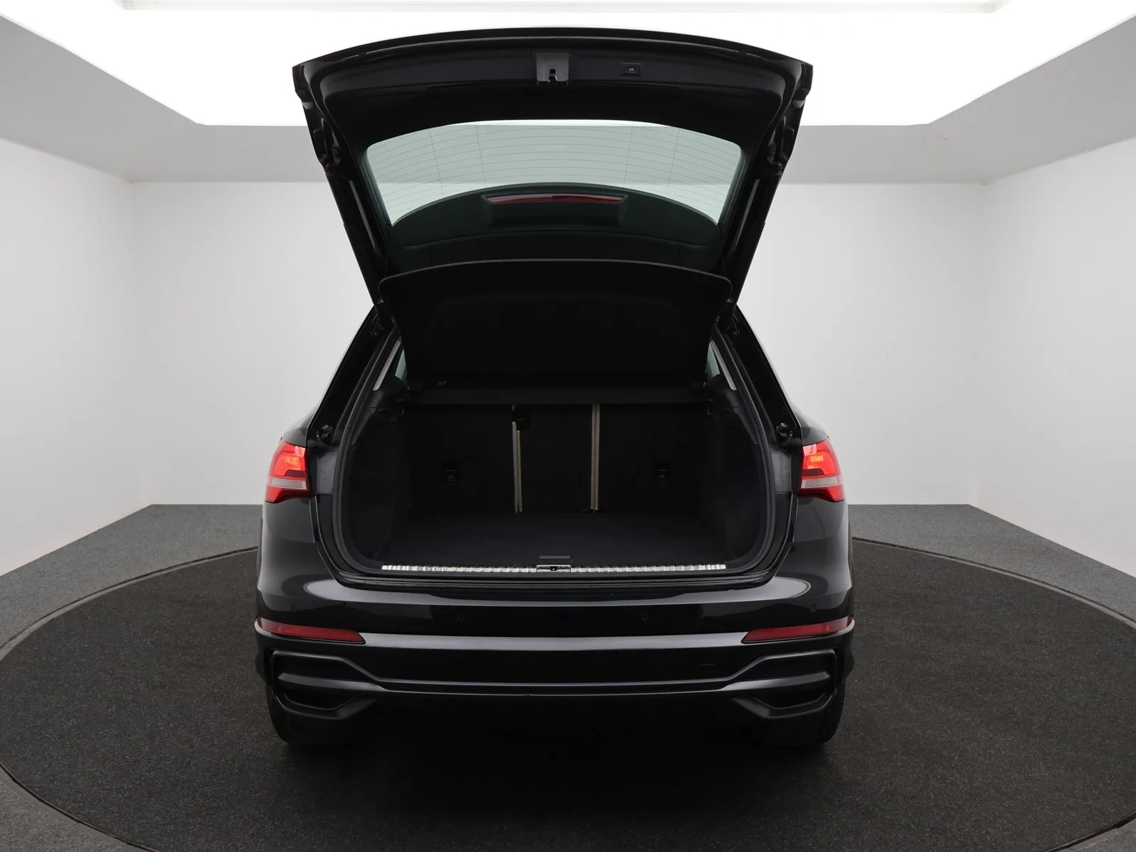 Audi-Q3-image-14