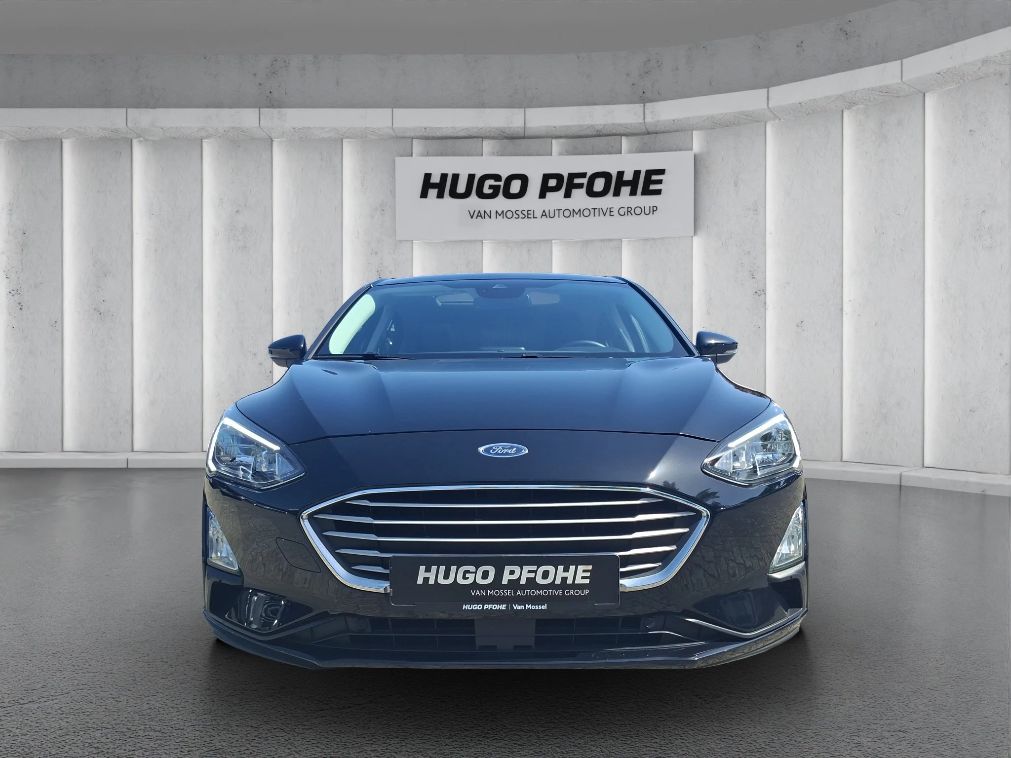 Ford Focus Cool & Connect 1.5 EB Aut. | LED | AHK | Pano | RFK | SHZ | Navi