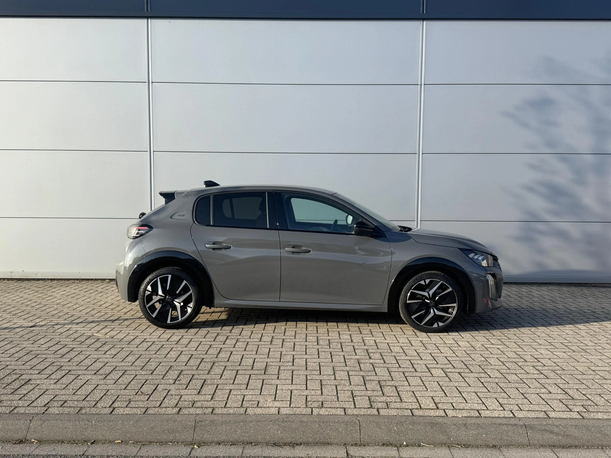 Peugeot-208-image-6