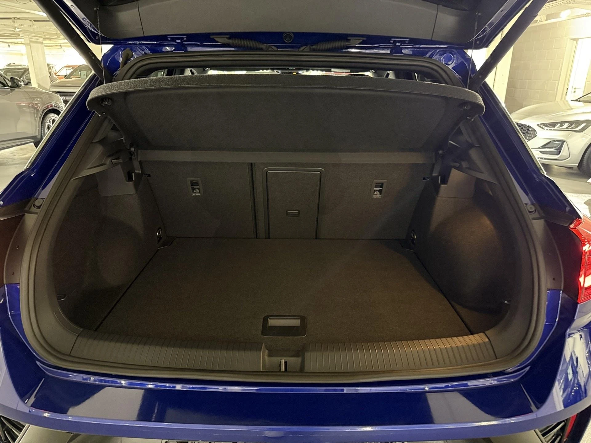 Volkswagen-T-Roc-image-11