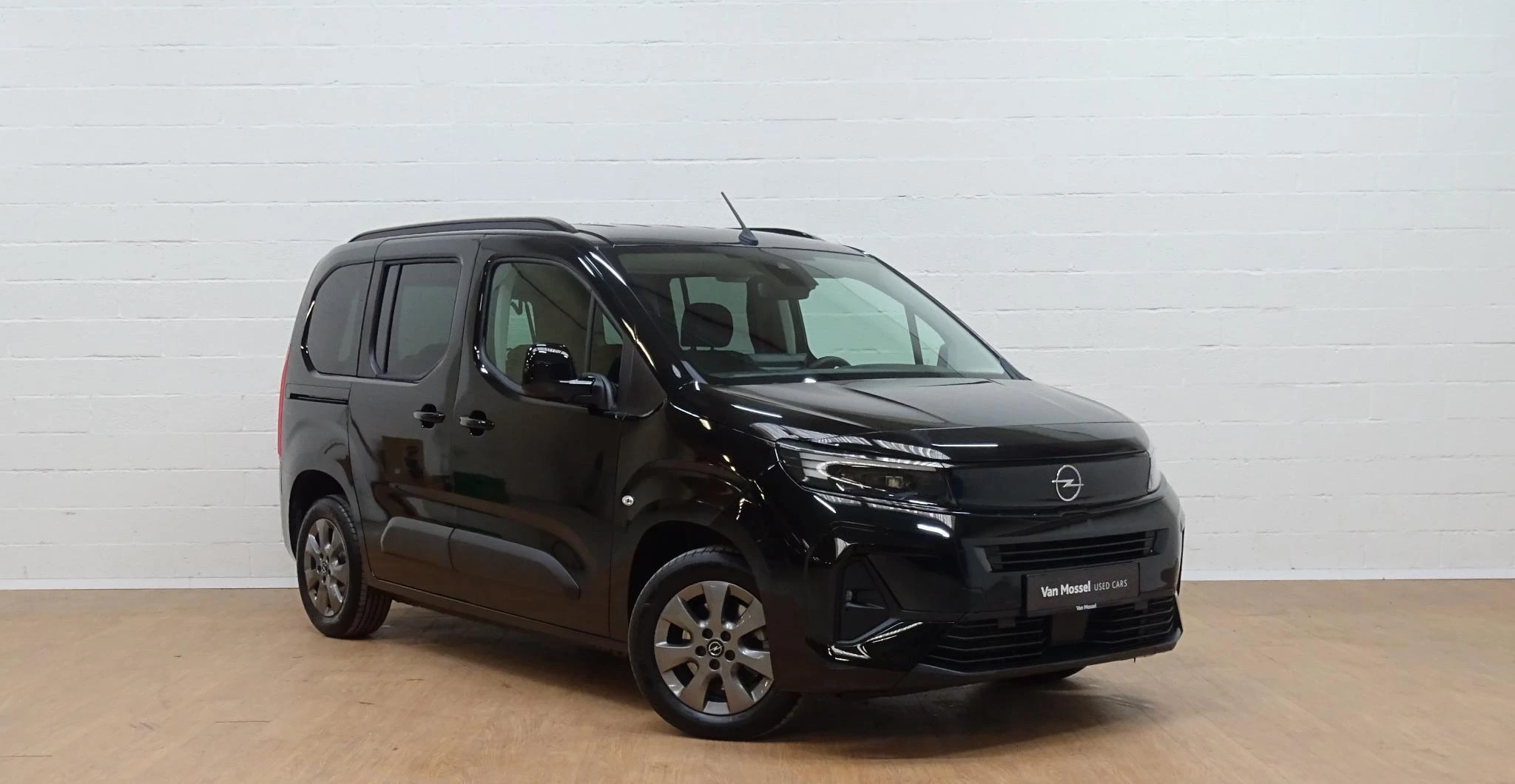 Opel Combo Life 1.5 Turbo D 130 MT6