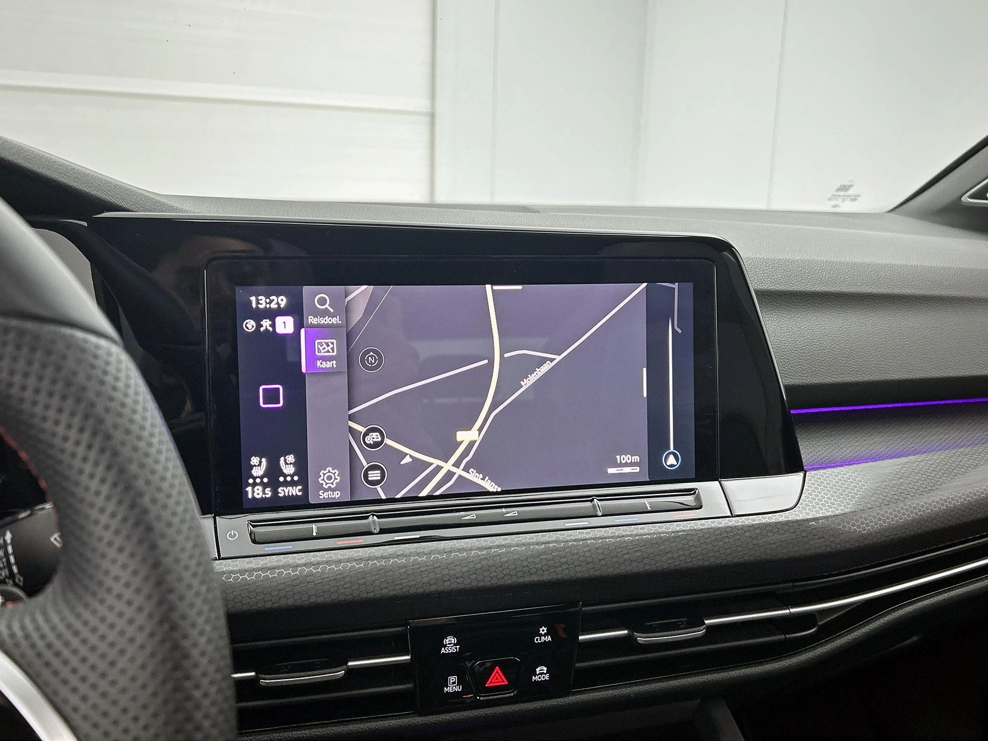 Volkswagen-Golf-image-33