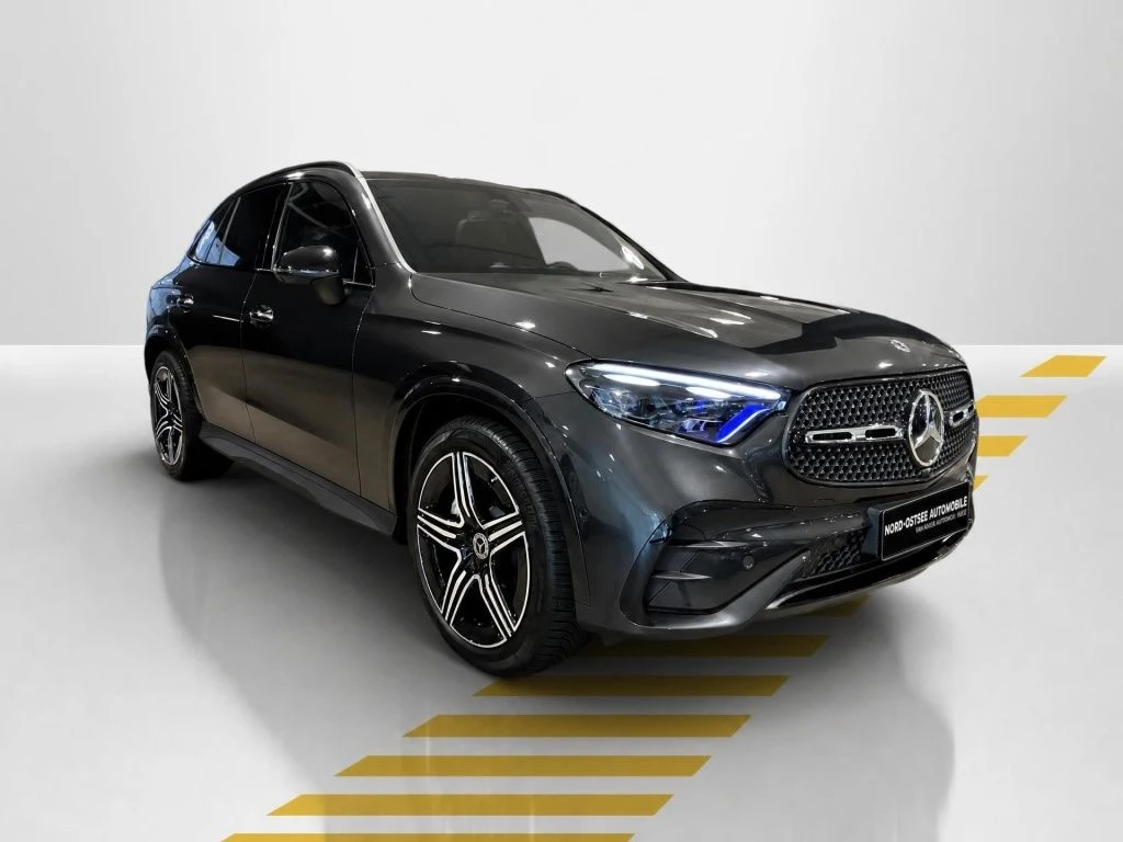 Mercedes-Benz-GLC 220 d-image-16