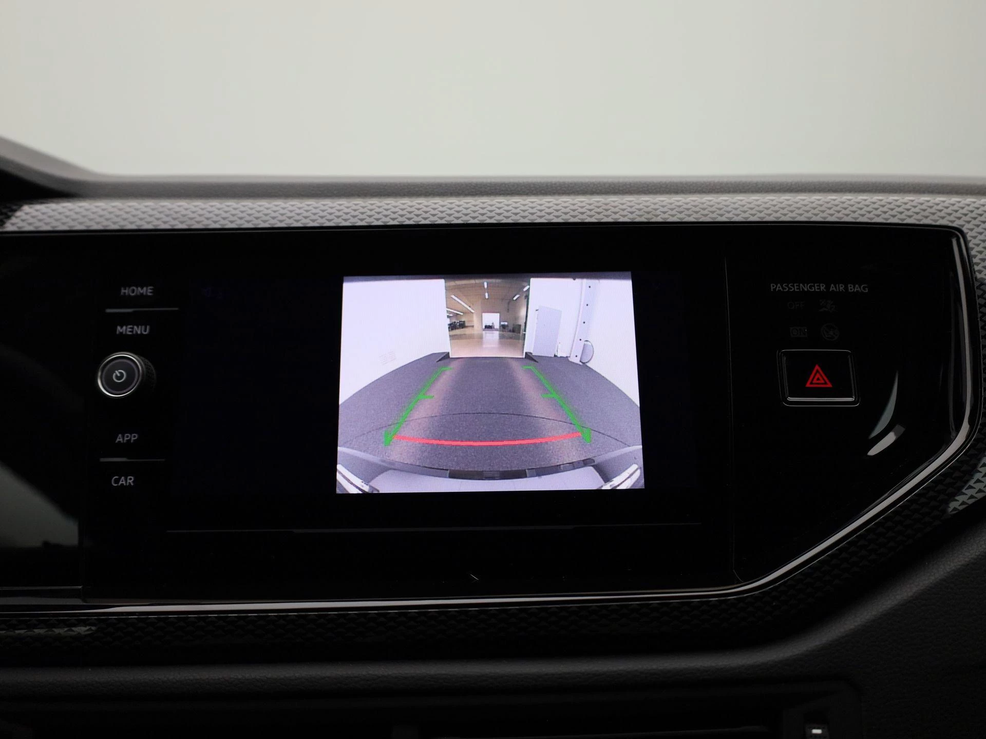 Volkswagen-Polo-image-25