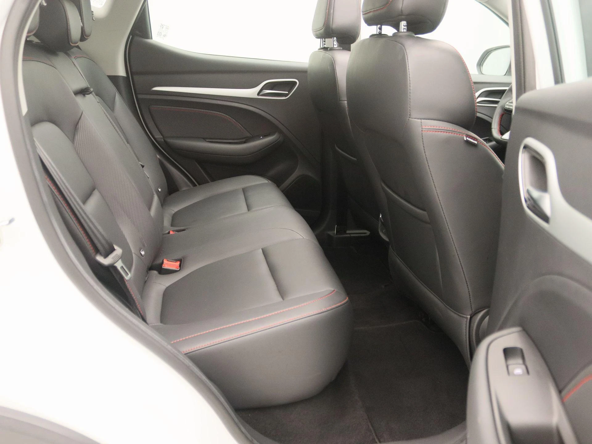 MG-ZS EV-image-24