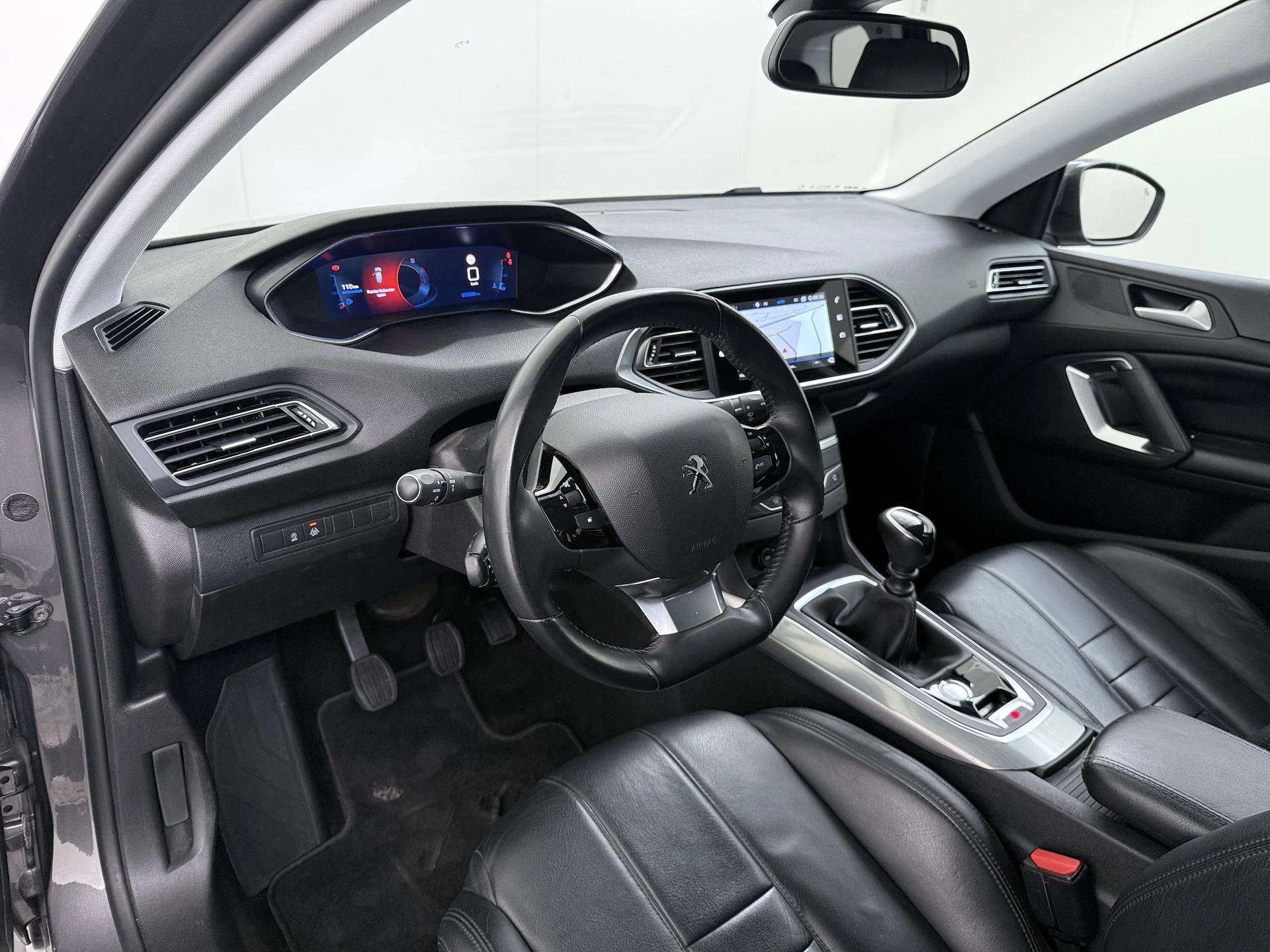 Peugeot-308-image-15