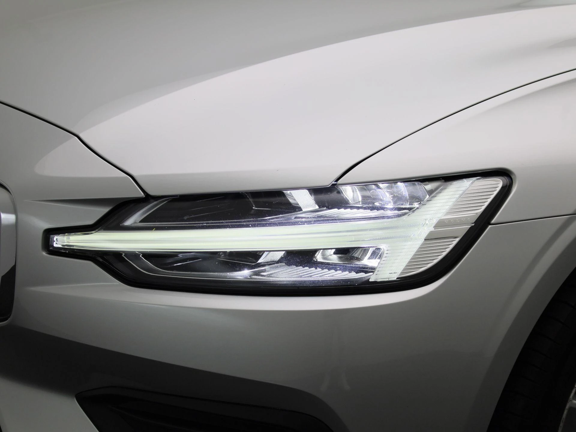 Volvo-V60-image-18