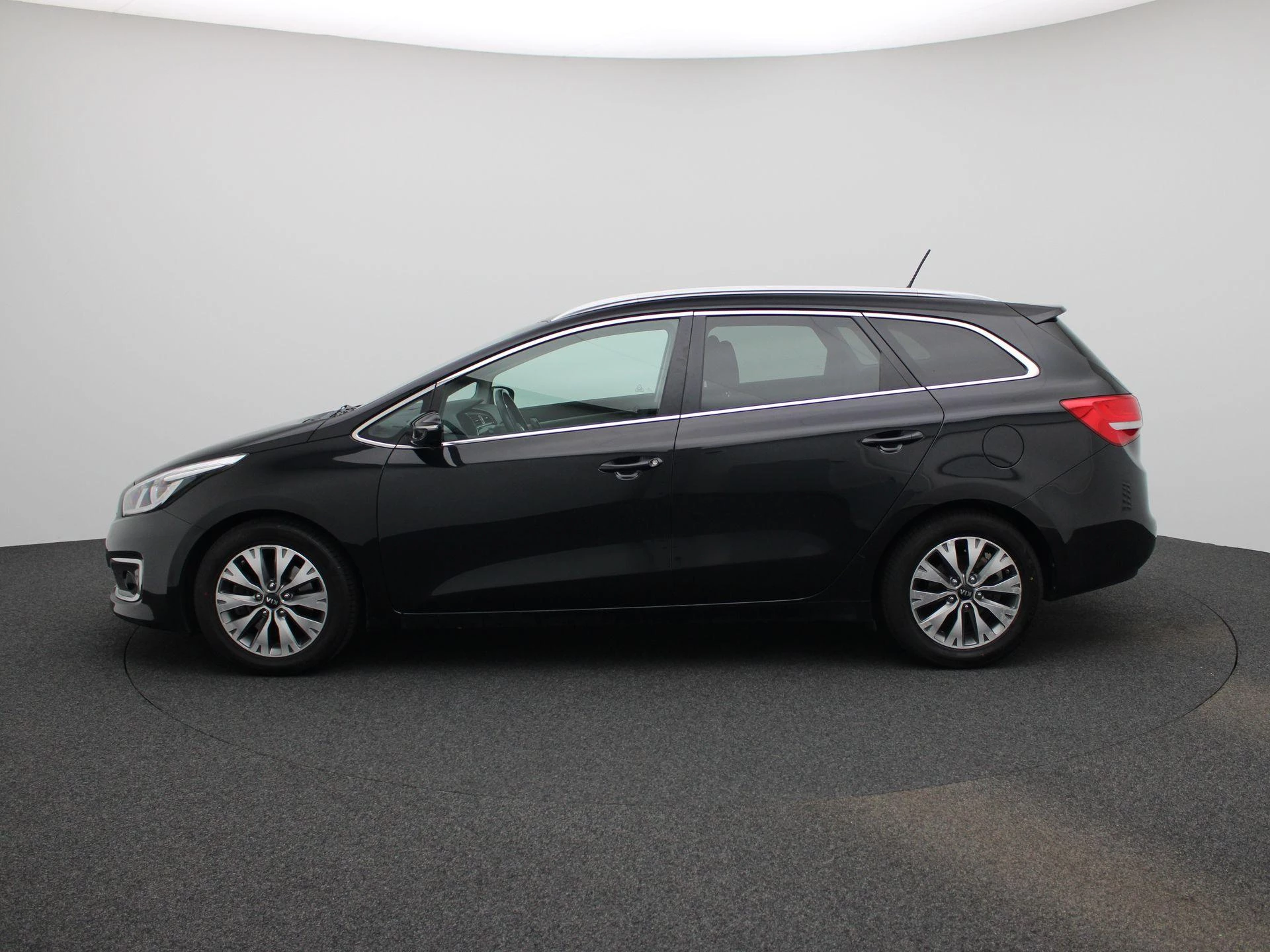 Kia-cee'd-image-3