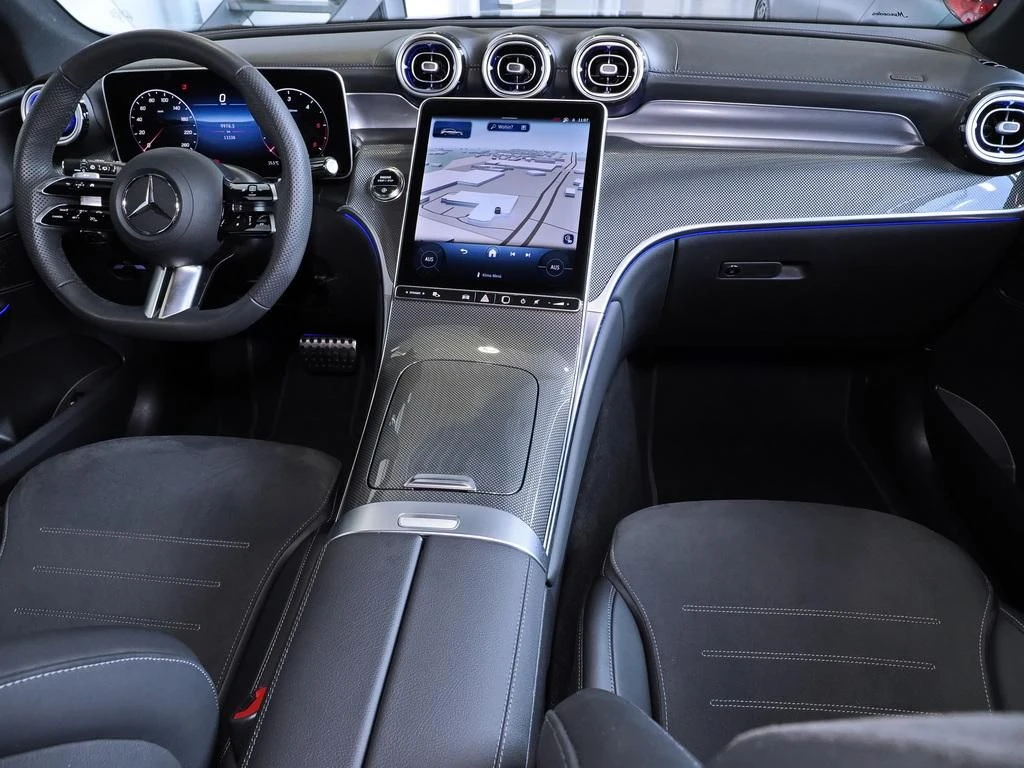 Mercedes-Benz-GLC 300 d-image-14