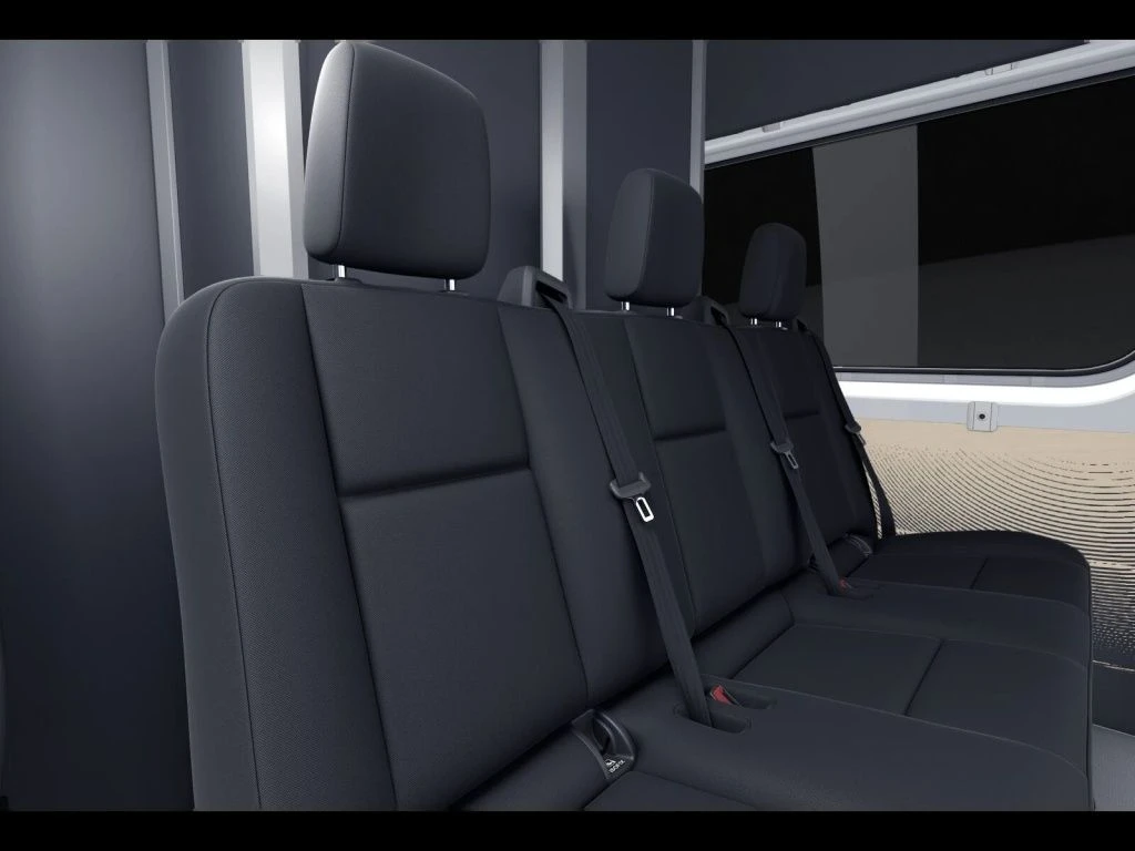 Mercedes-Benz-Sprinter 319-image-10