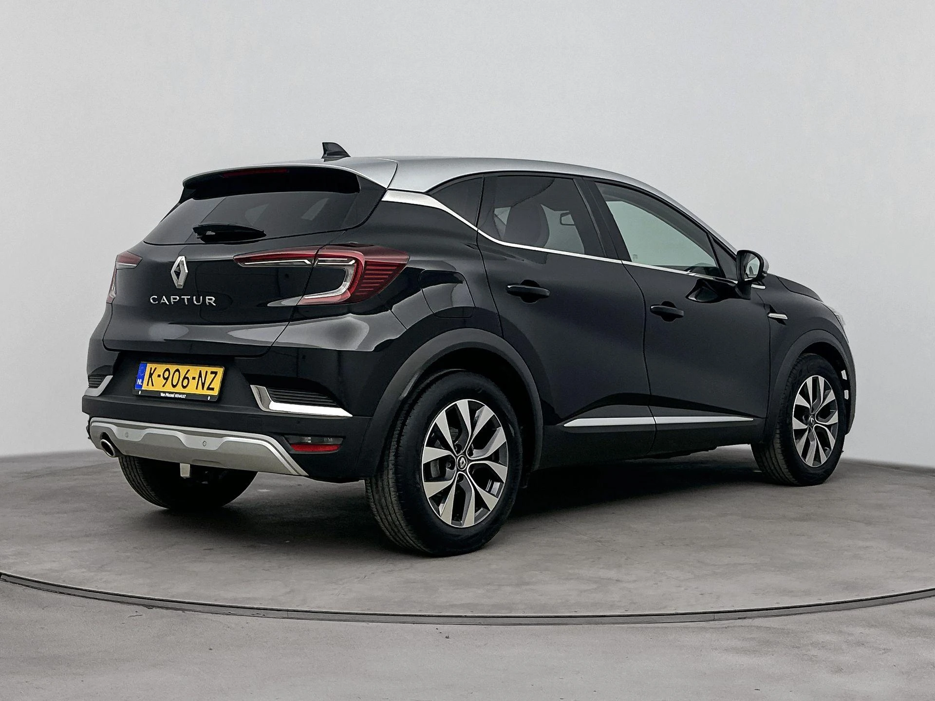 Renault-Captur-image-3