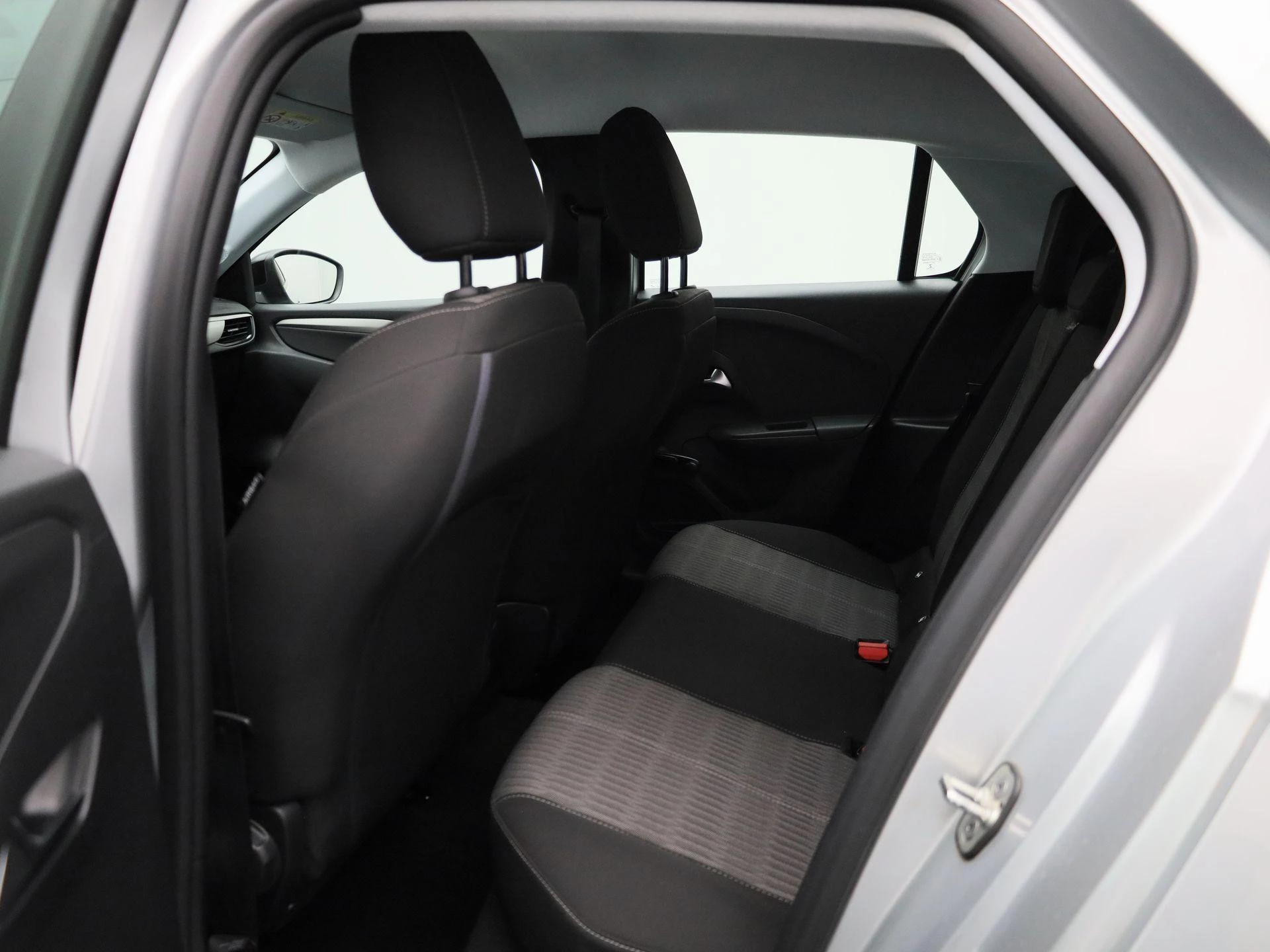 Opel-Corsa-image-9