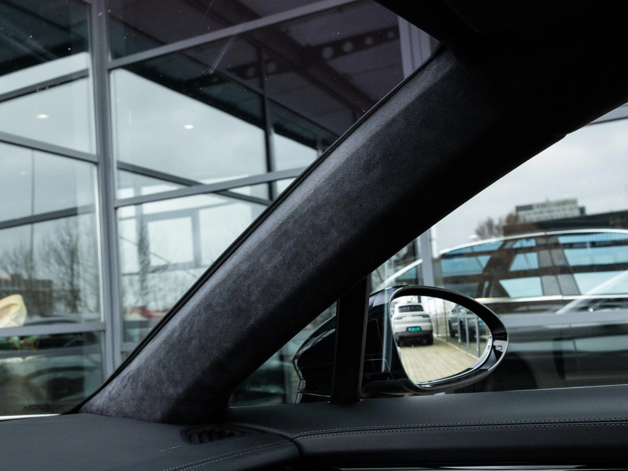 Porsche-Panamera-image-53