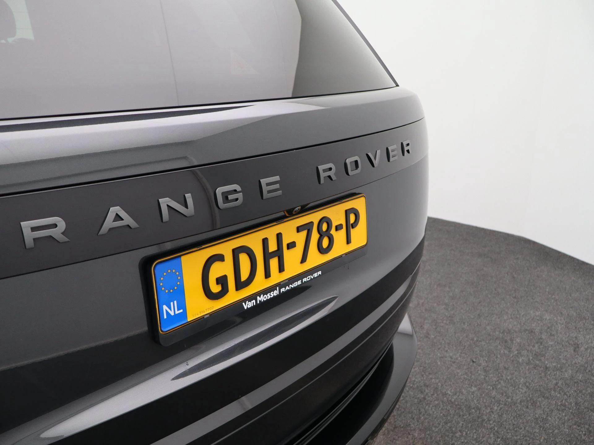 Land Rover-Range Rover-image-46