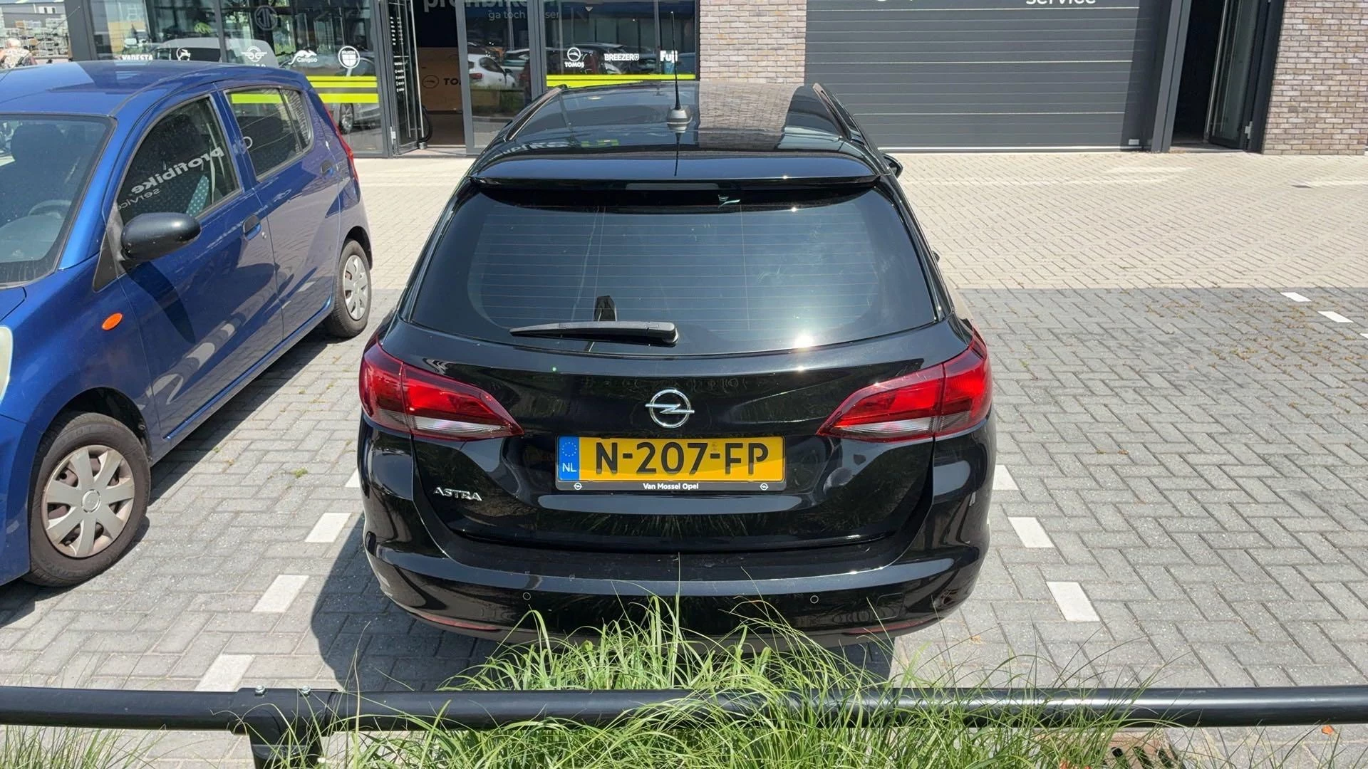Opel Astra Sports Tourer 1.2 Design & Tech