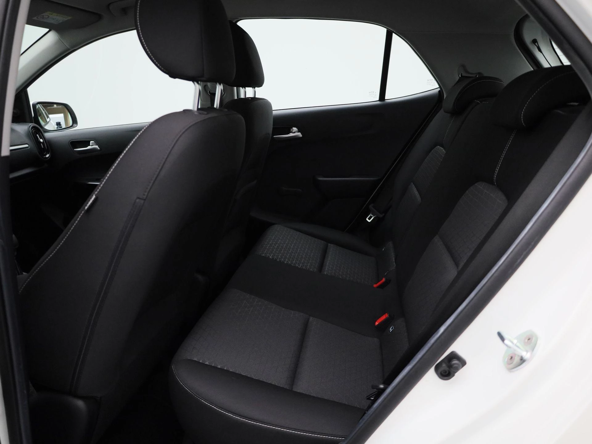 Kia-Picanto-image-9