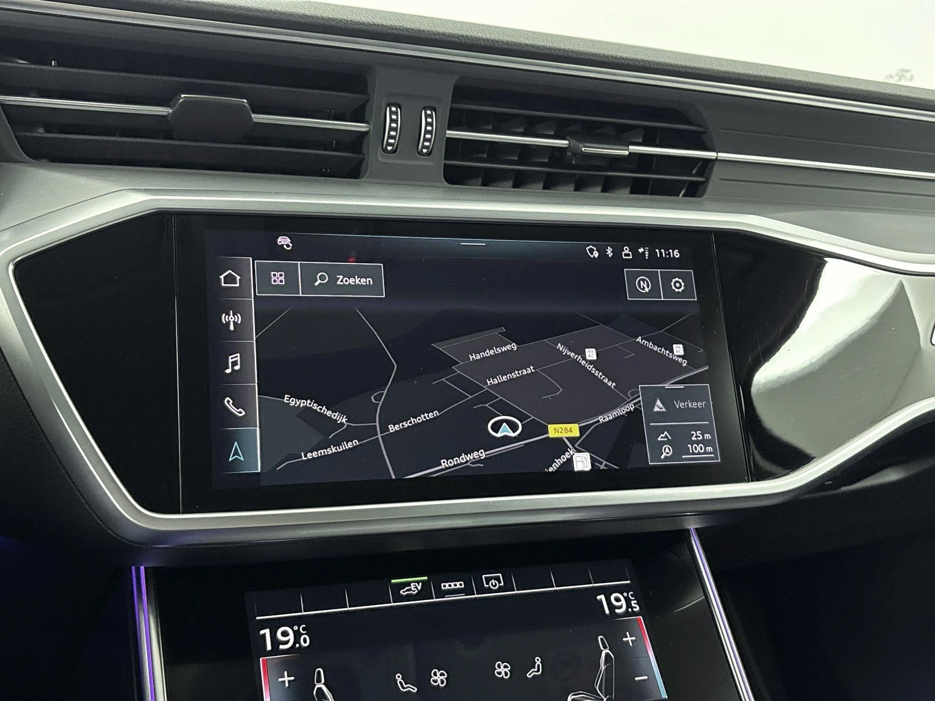 Audi-A6-image-12