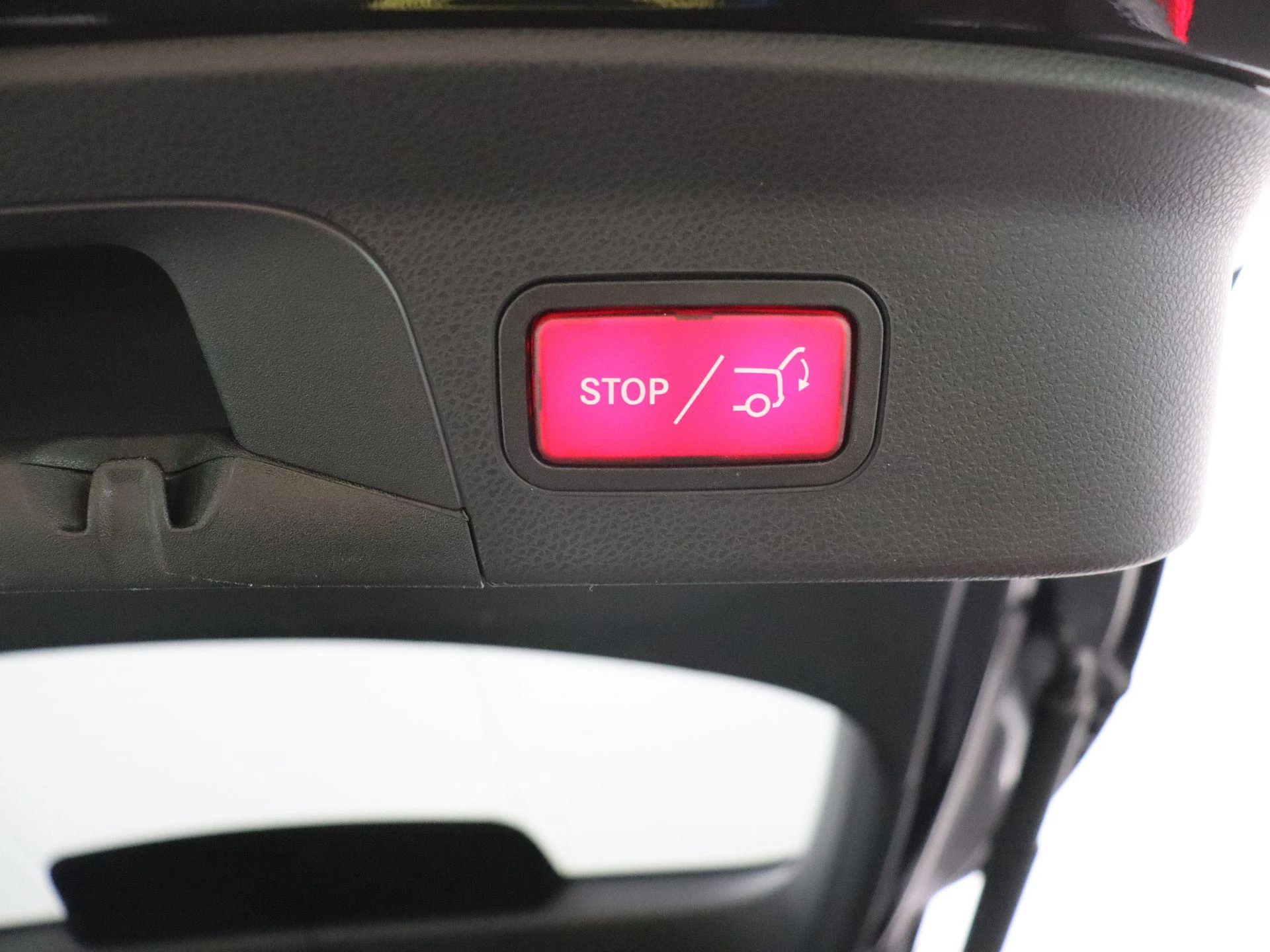 Mercedes-Benz GLC 300 de 4M Business Solution Coupé + LEDER + CARPLAY +