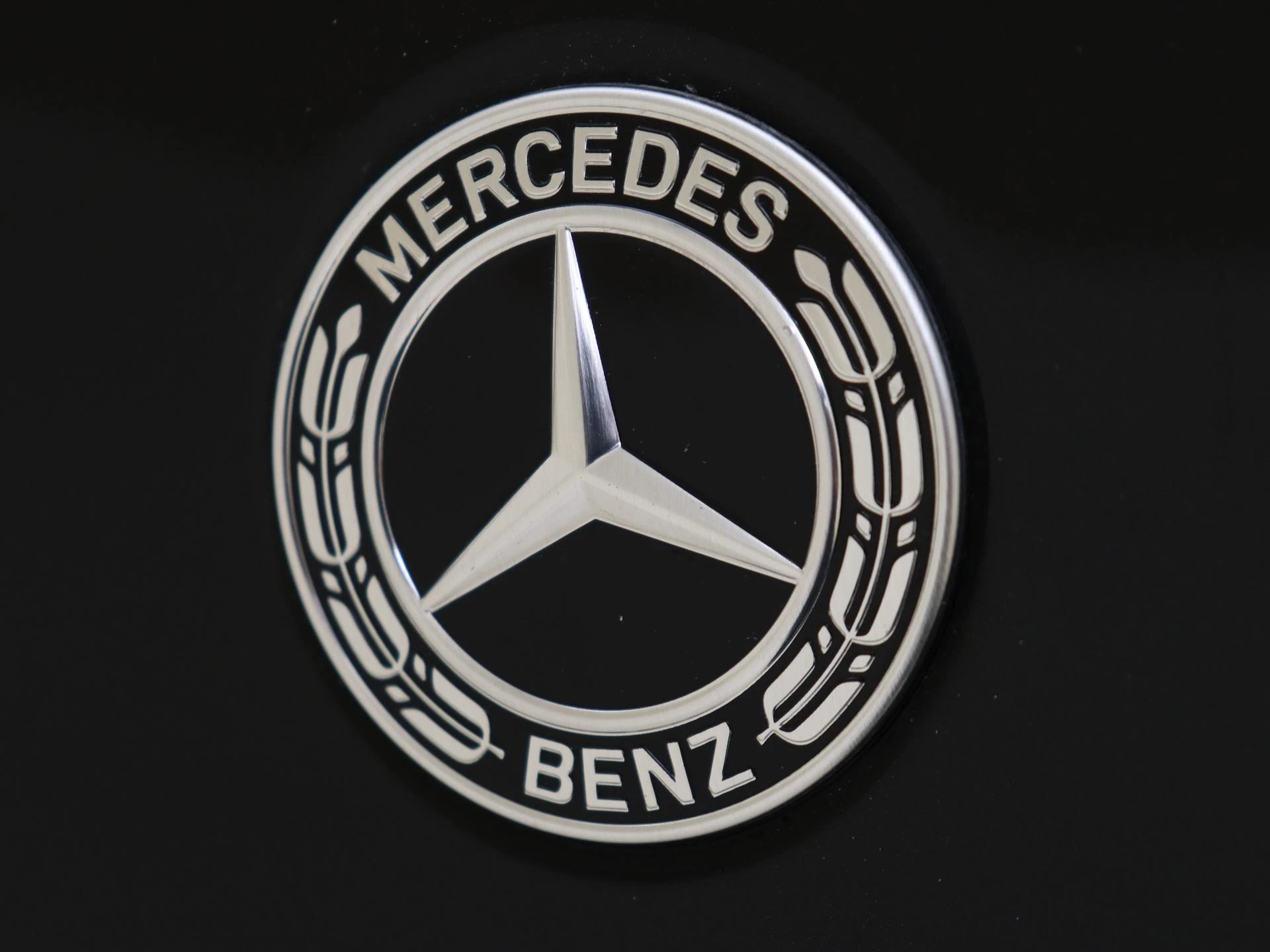 Mercedes-Benz-CLA-image-30
