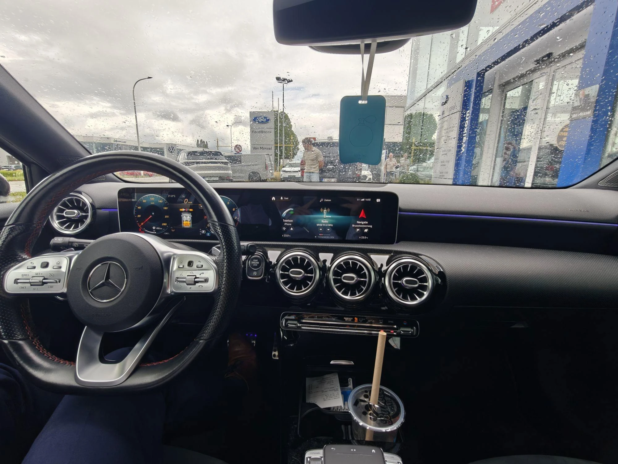 Mercedes-Benz-A-Klasse-image-7