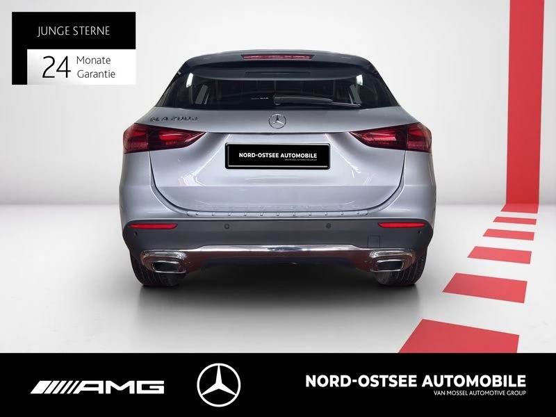 Mercedes-Benz-GLA-image-6