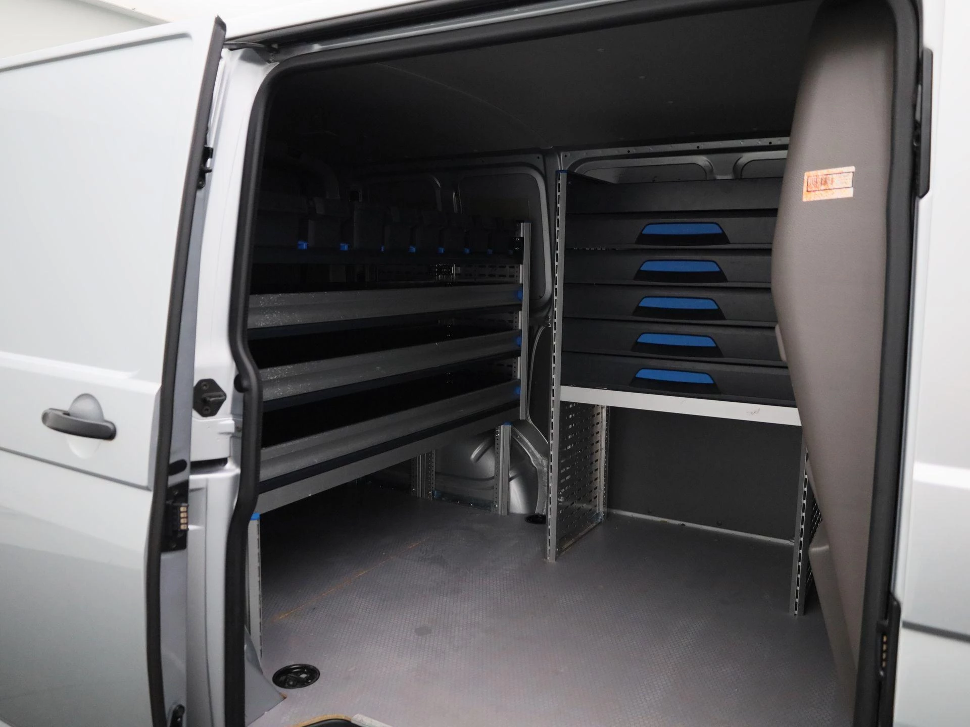 Volkswagen Transporter 2.0 TDI L1H1 150PK