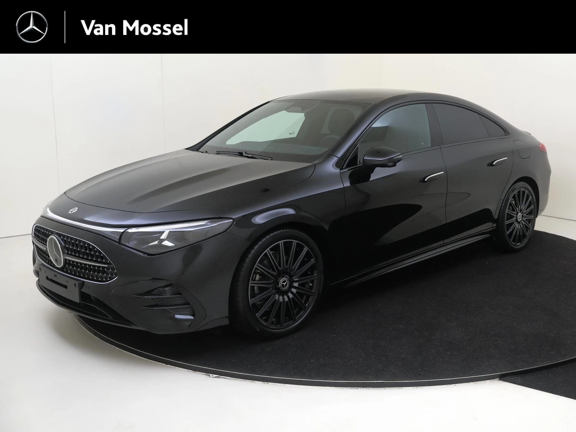 Mercedes-Benz-CLA-image-0