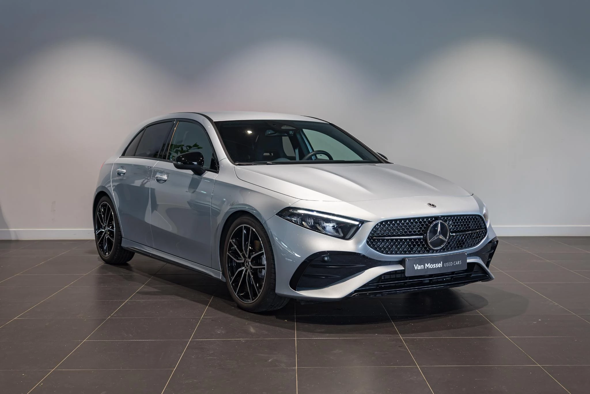 Mercedes-Benz Classe A 200 AMG Line | NIGHT PACK | PDC | 19" INCH