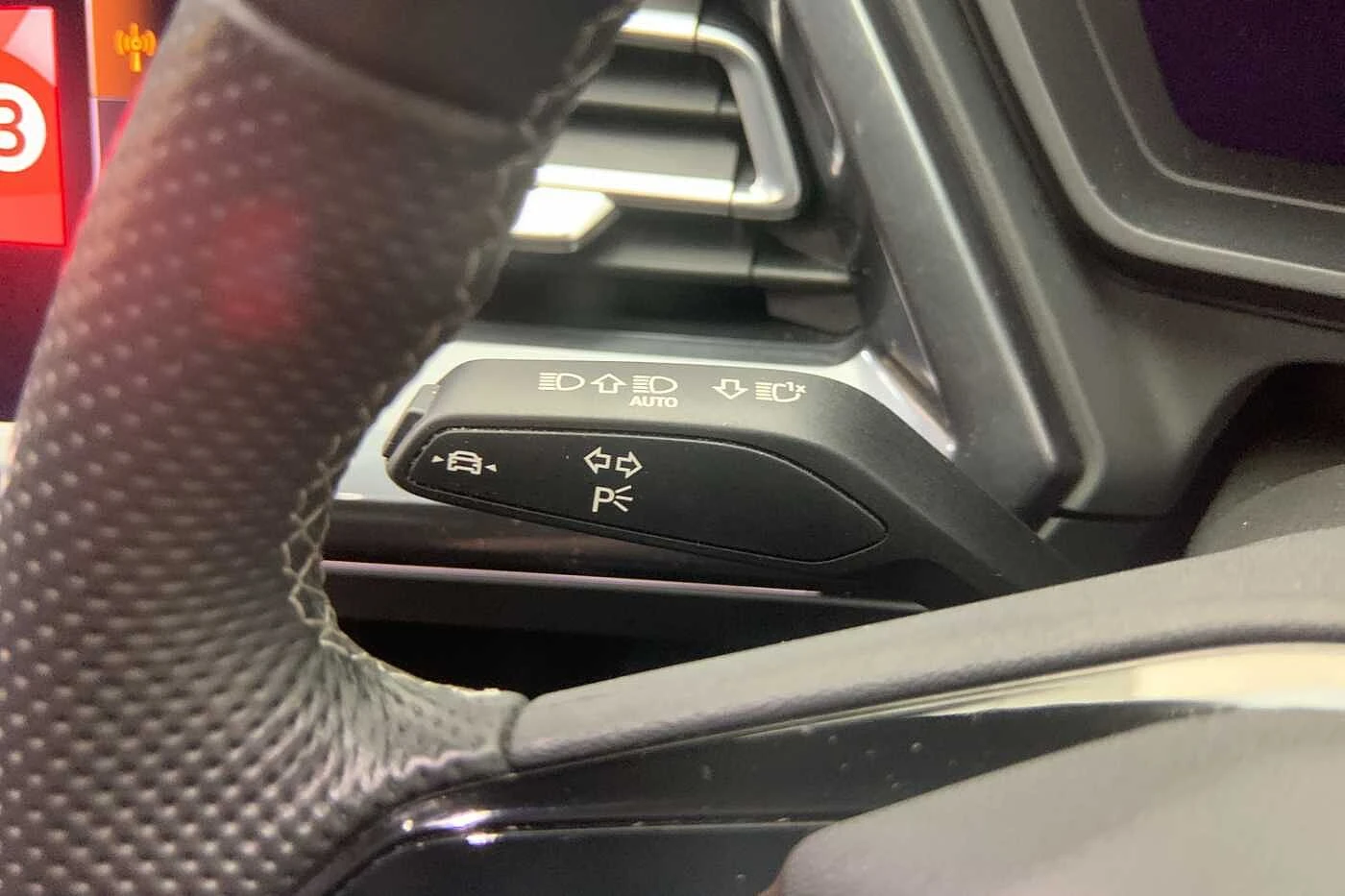 Audi-Q4 e-tron-image-30