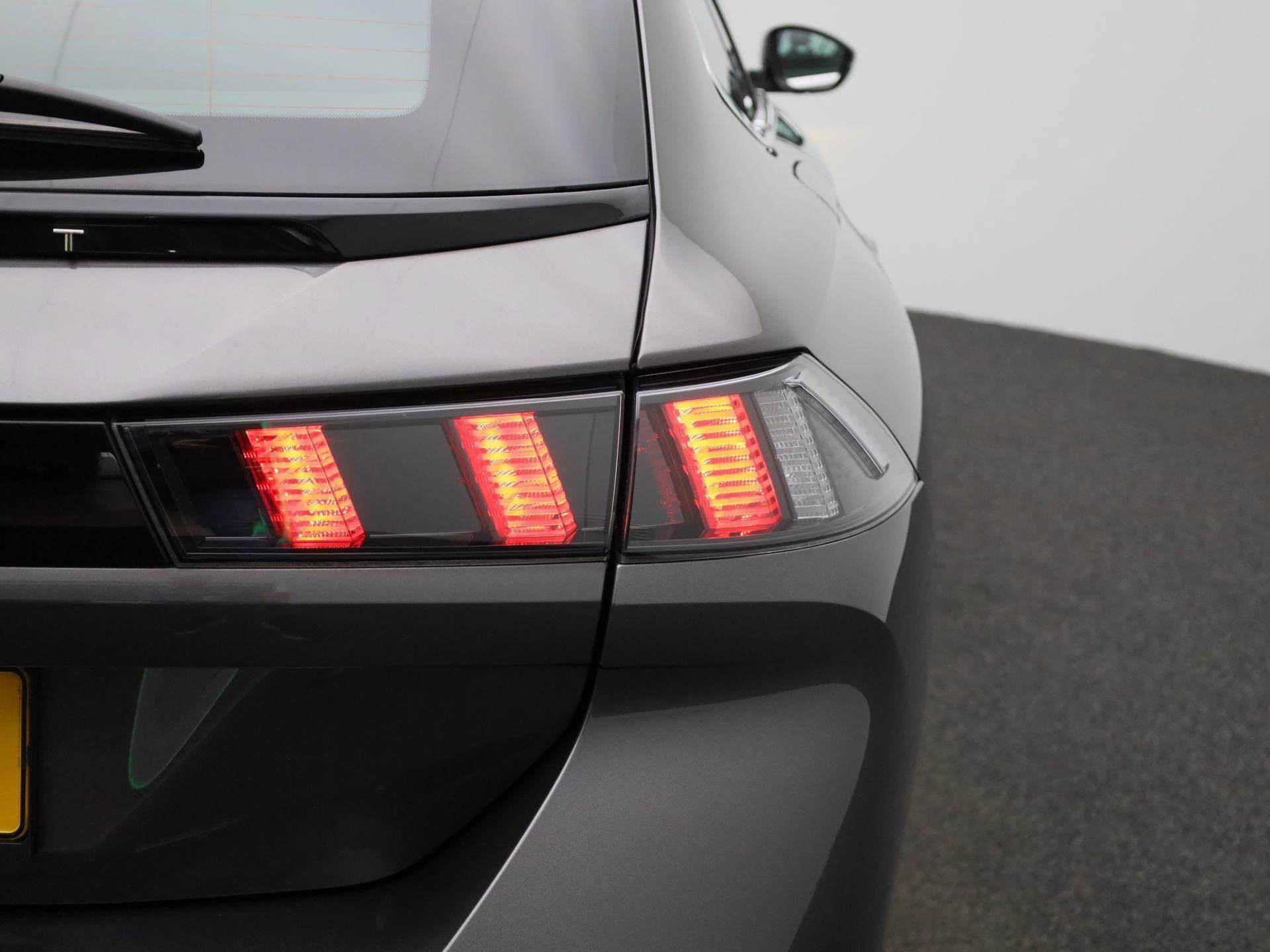 Peugeot-508-image-34