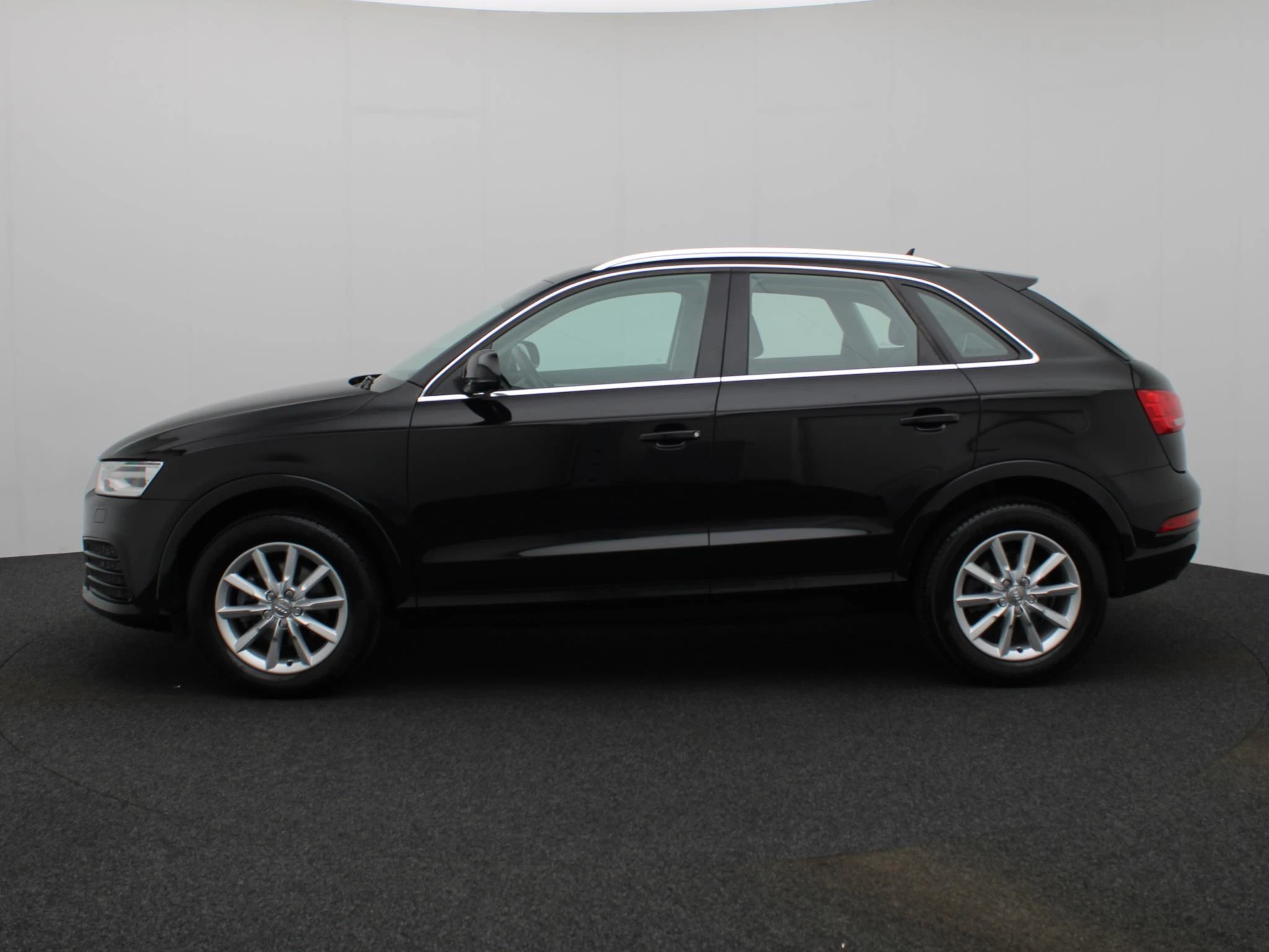 Audi-Q3-image-3