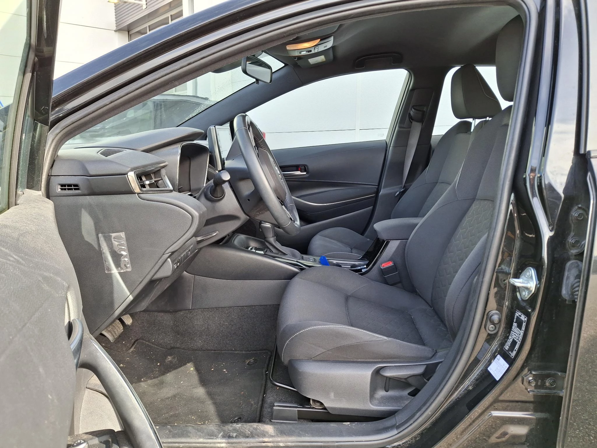 Toyota-Corolla Touring Sports-image-1