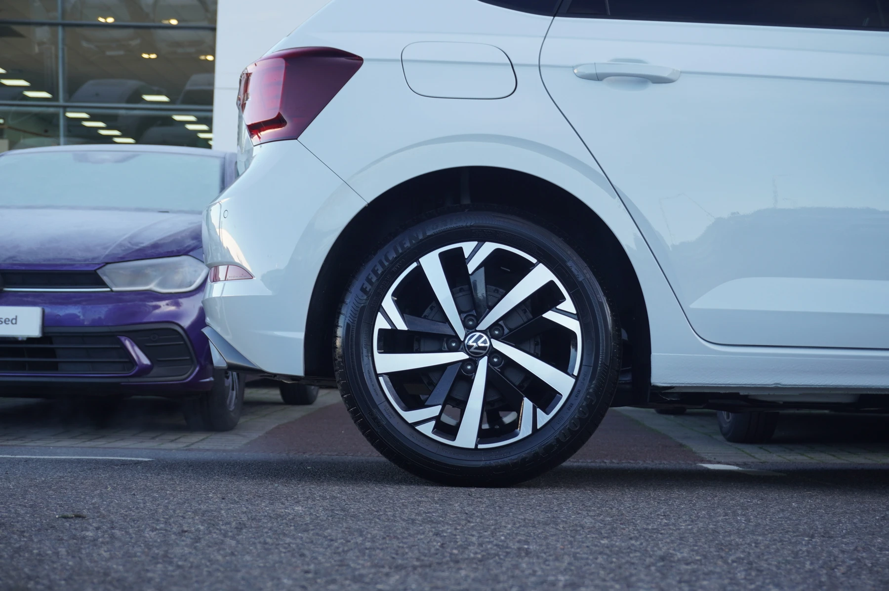 Volkswagen-Polo-image-21