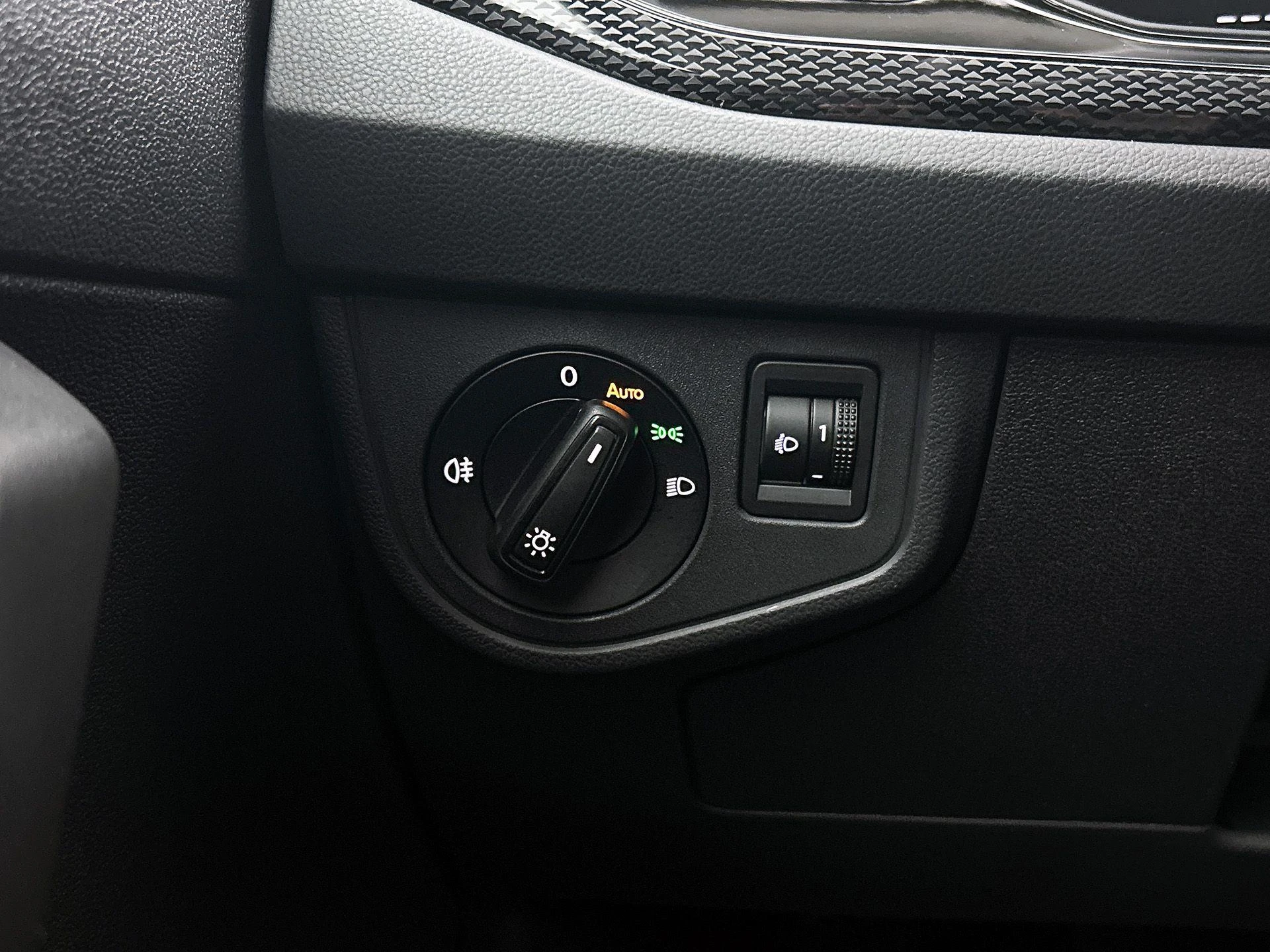 Volkswagen-Taigo-image-16