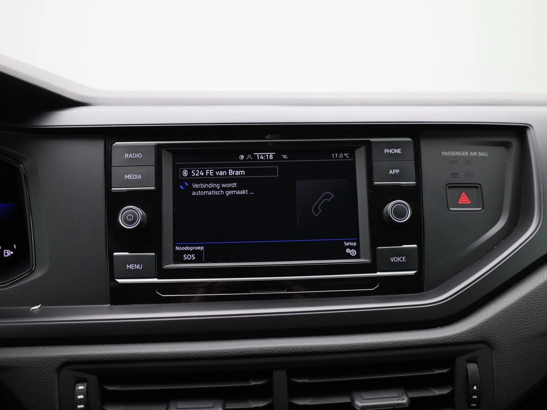 Volkswagen-Polo-image-20