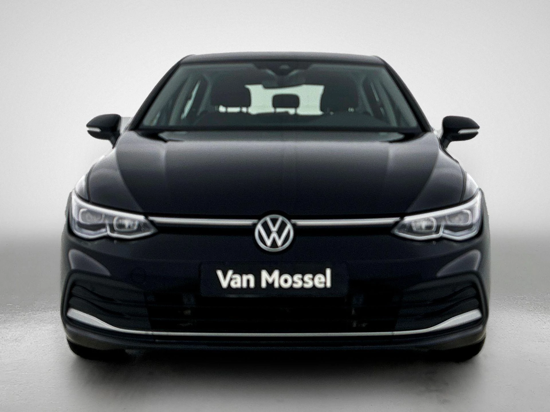 Volkswagen-Golf-image-25