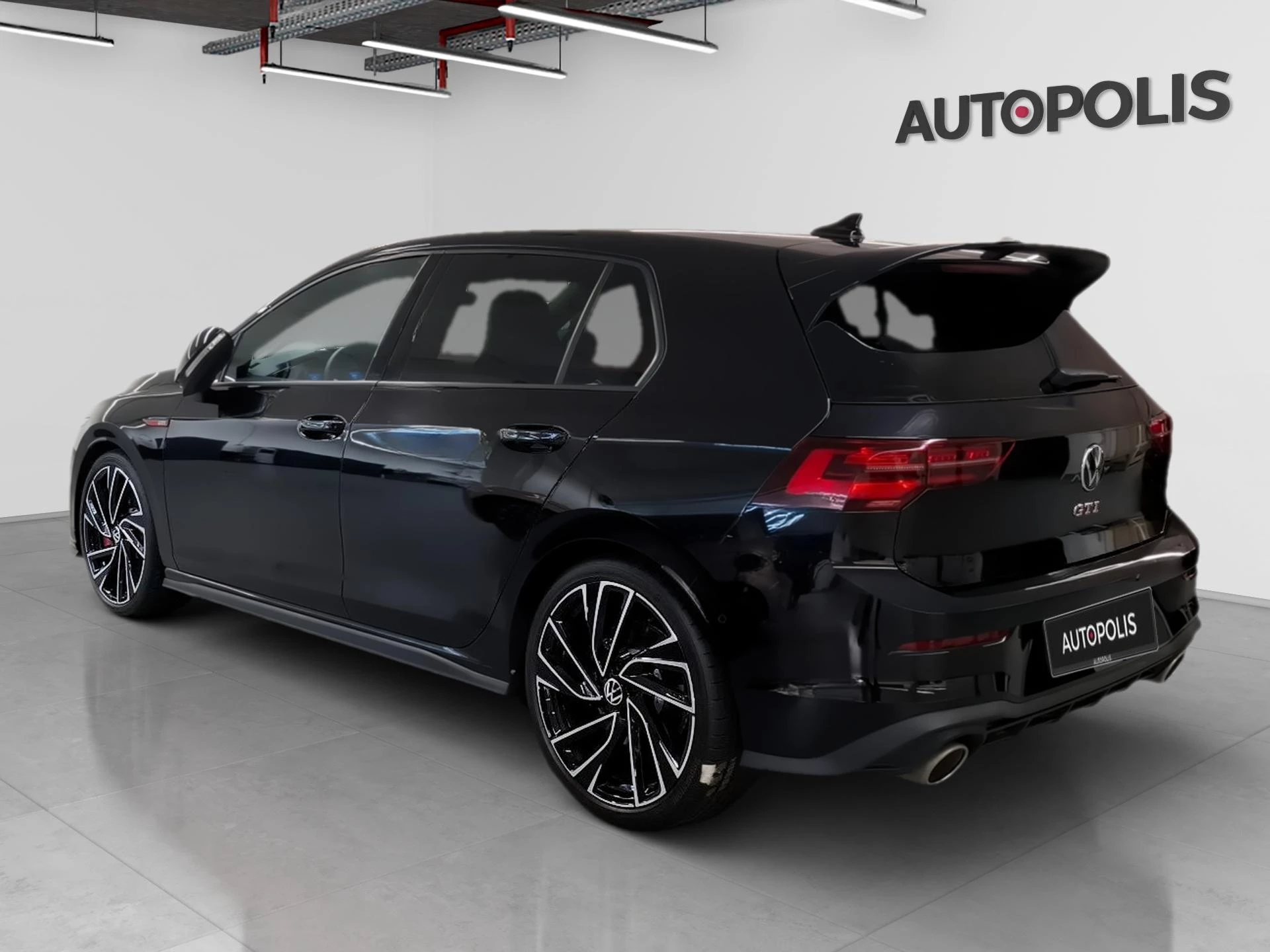 Volkswagen-Golf-image-12