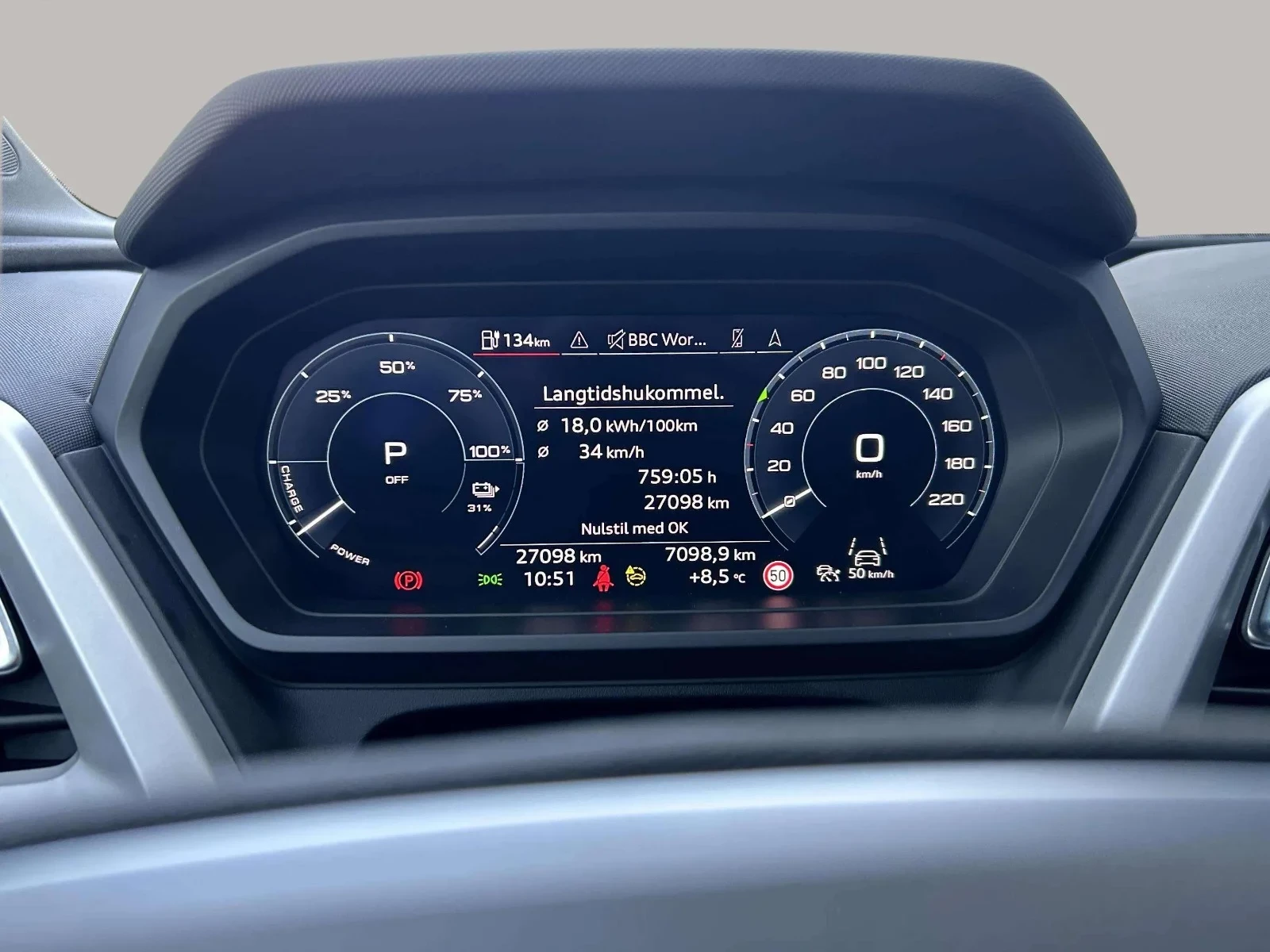 Audi-Q4 e-tron-image-12