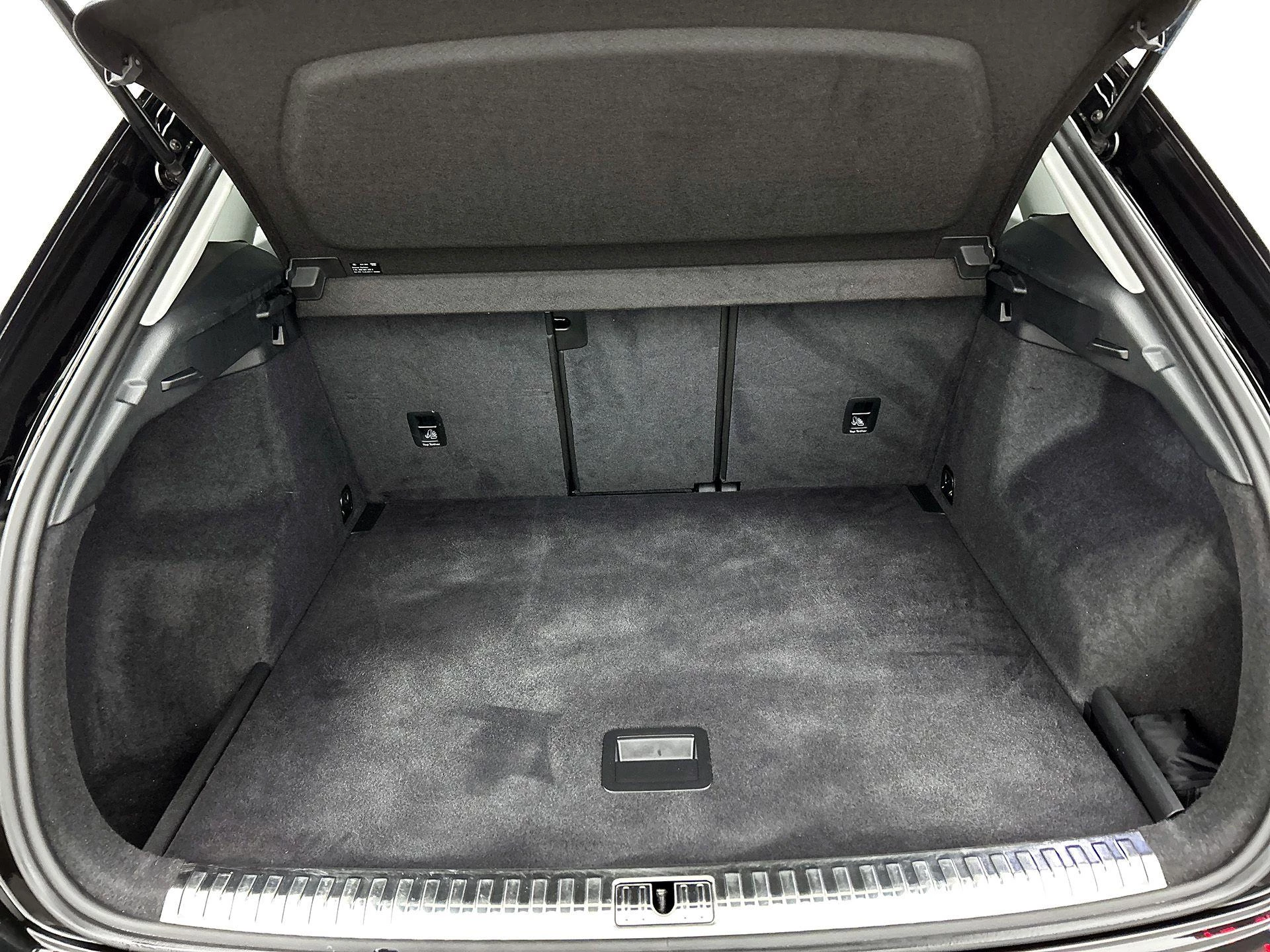 Audi-Q3-image-27