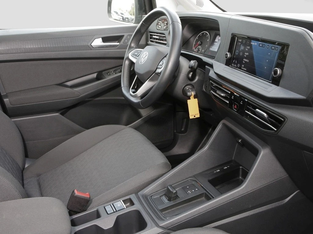 Volkswagen-Caddy-image-8