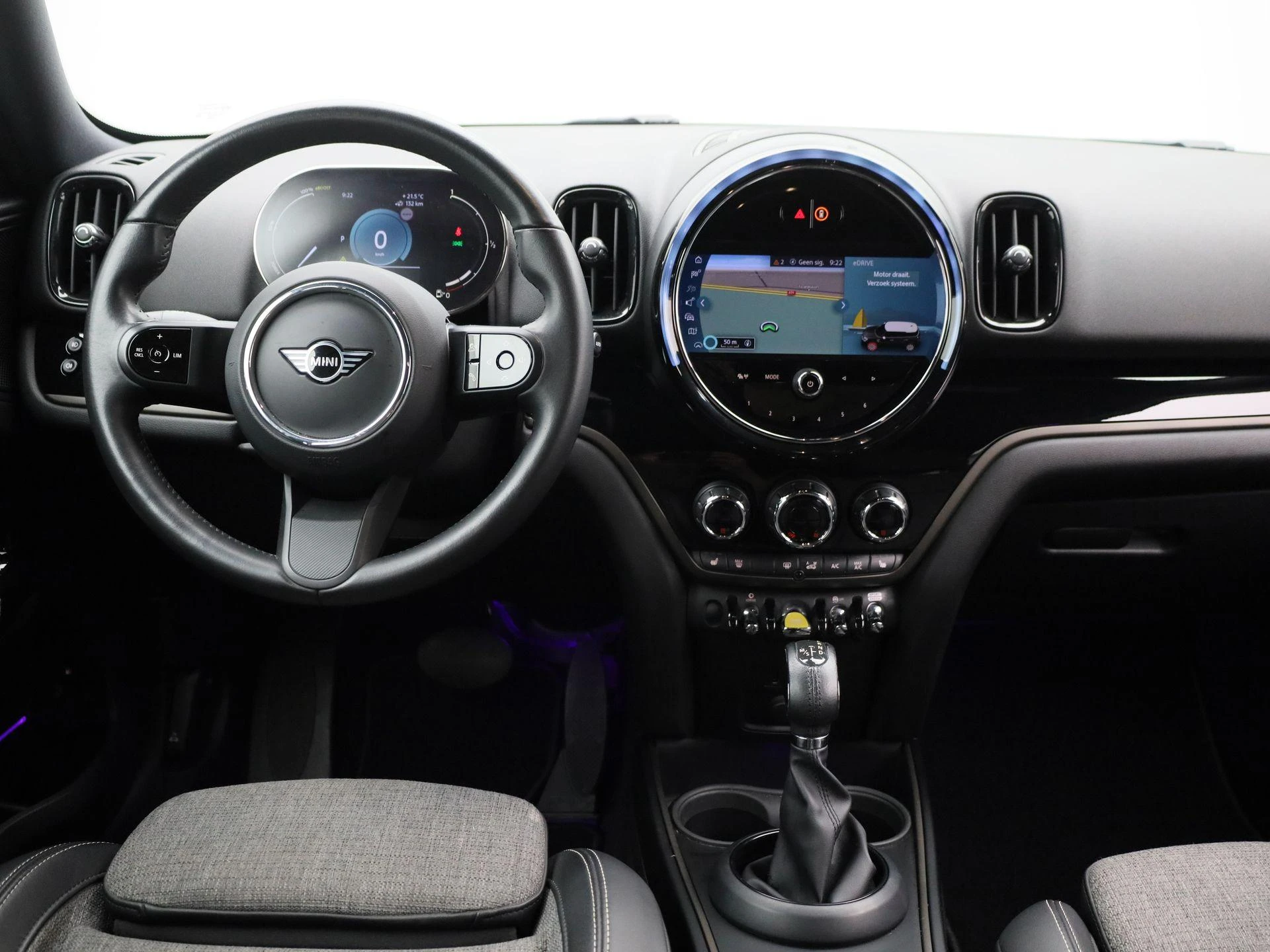 MINI-Countryman-image-6