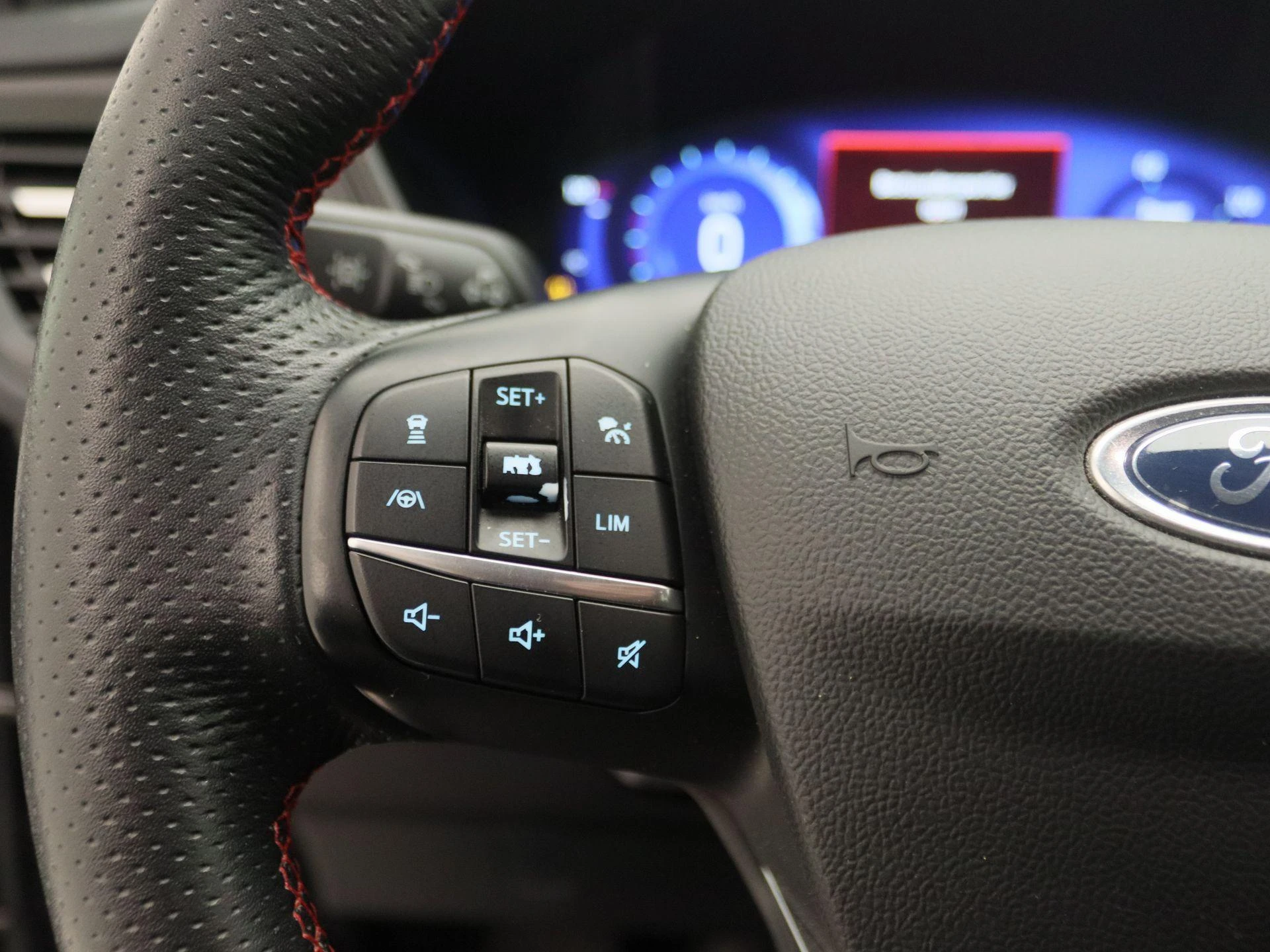 Ford-Kuga-image-21