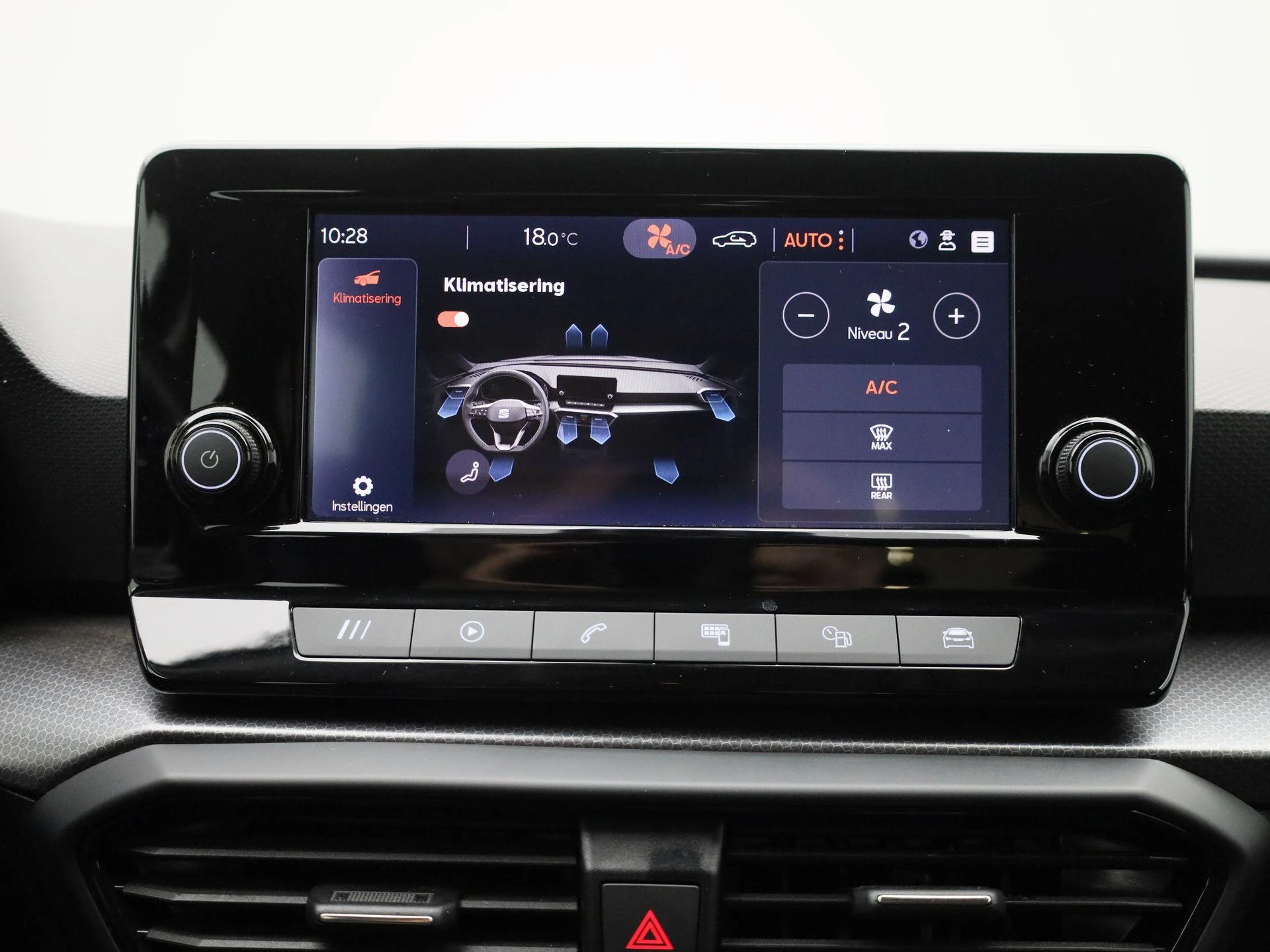SEAT-Leon-image-21