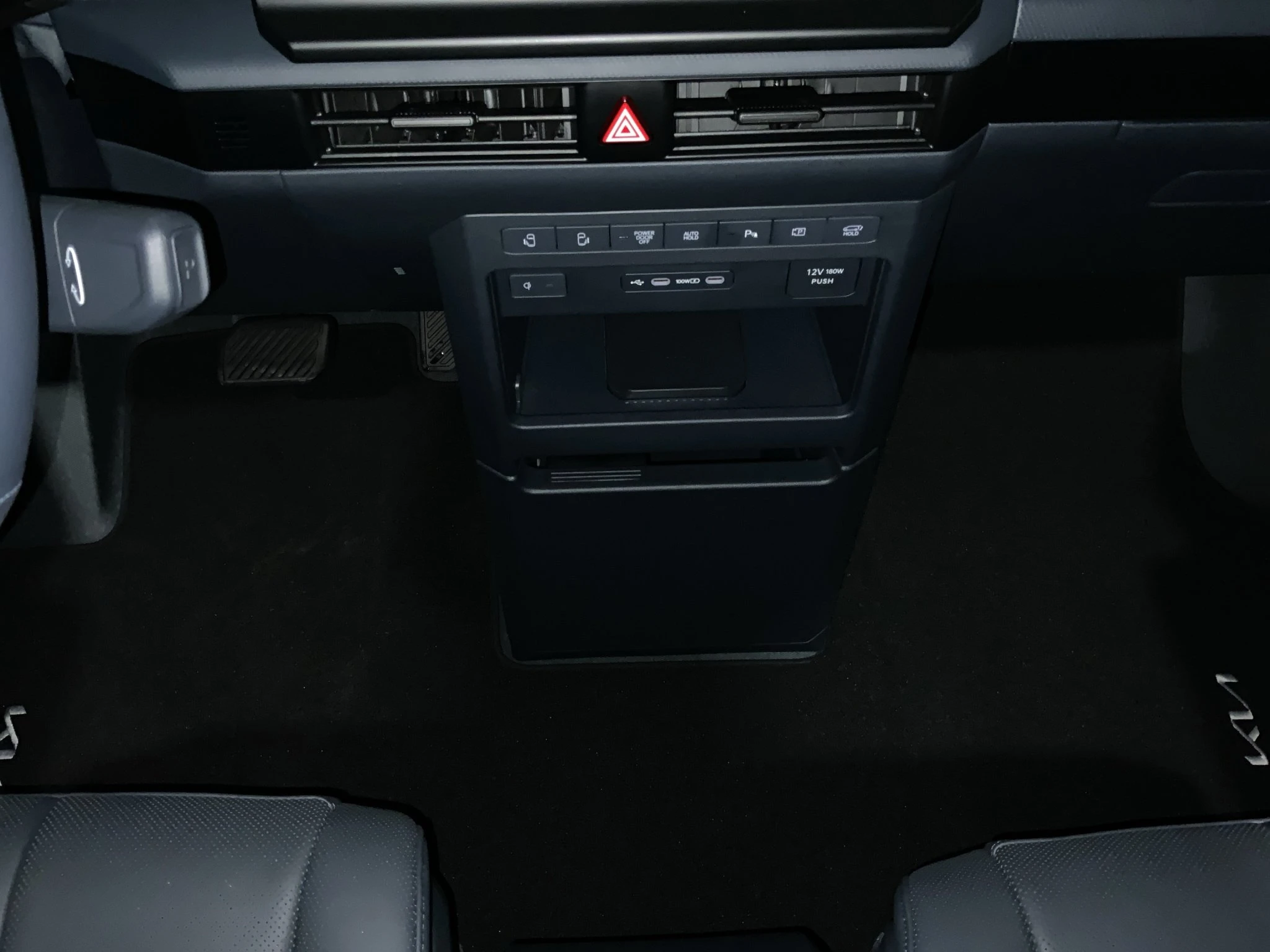 Kia-PV5-image-12