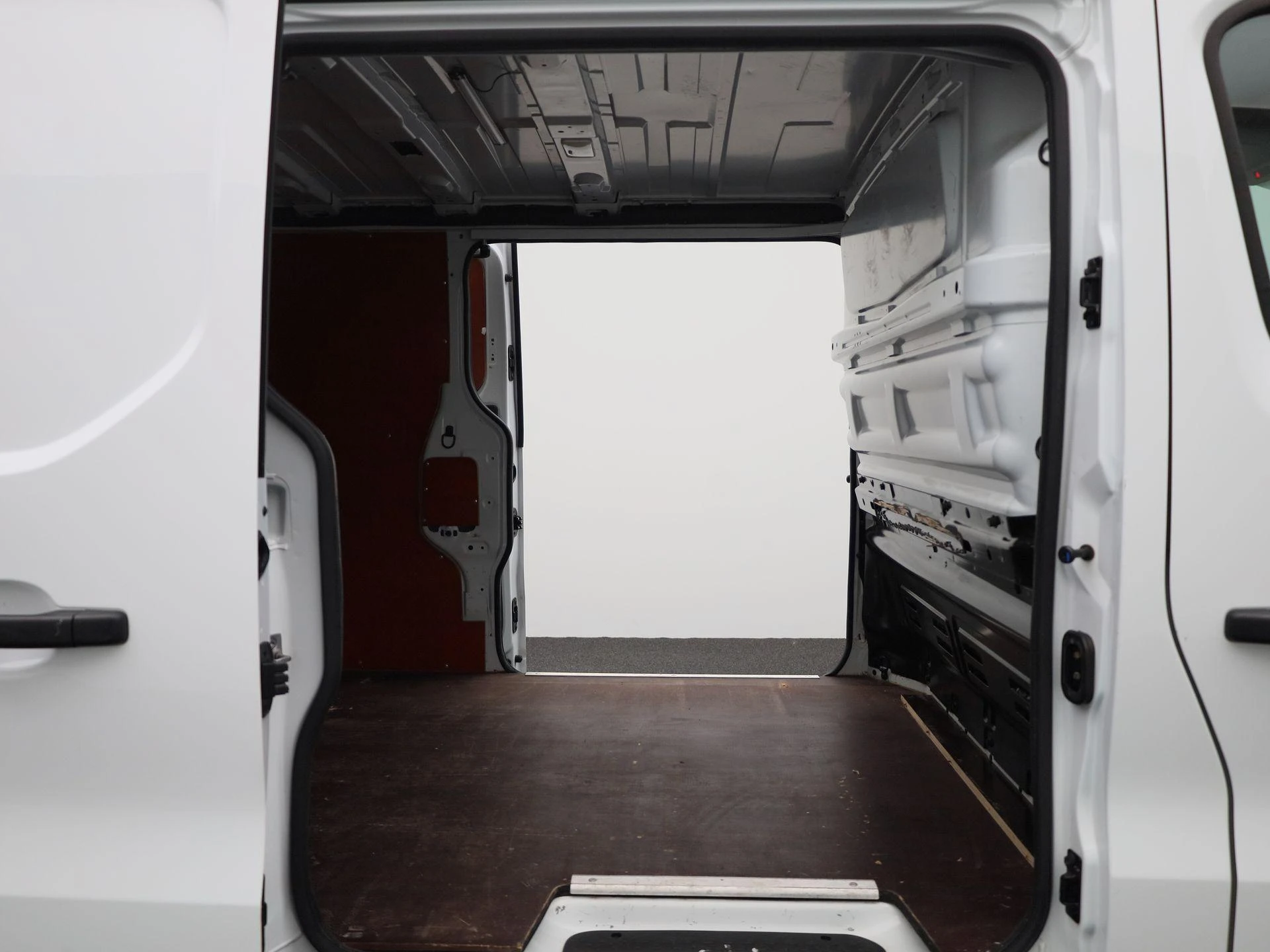 Renault-Trafic-image-12