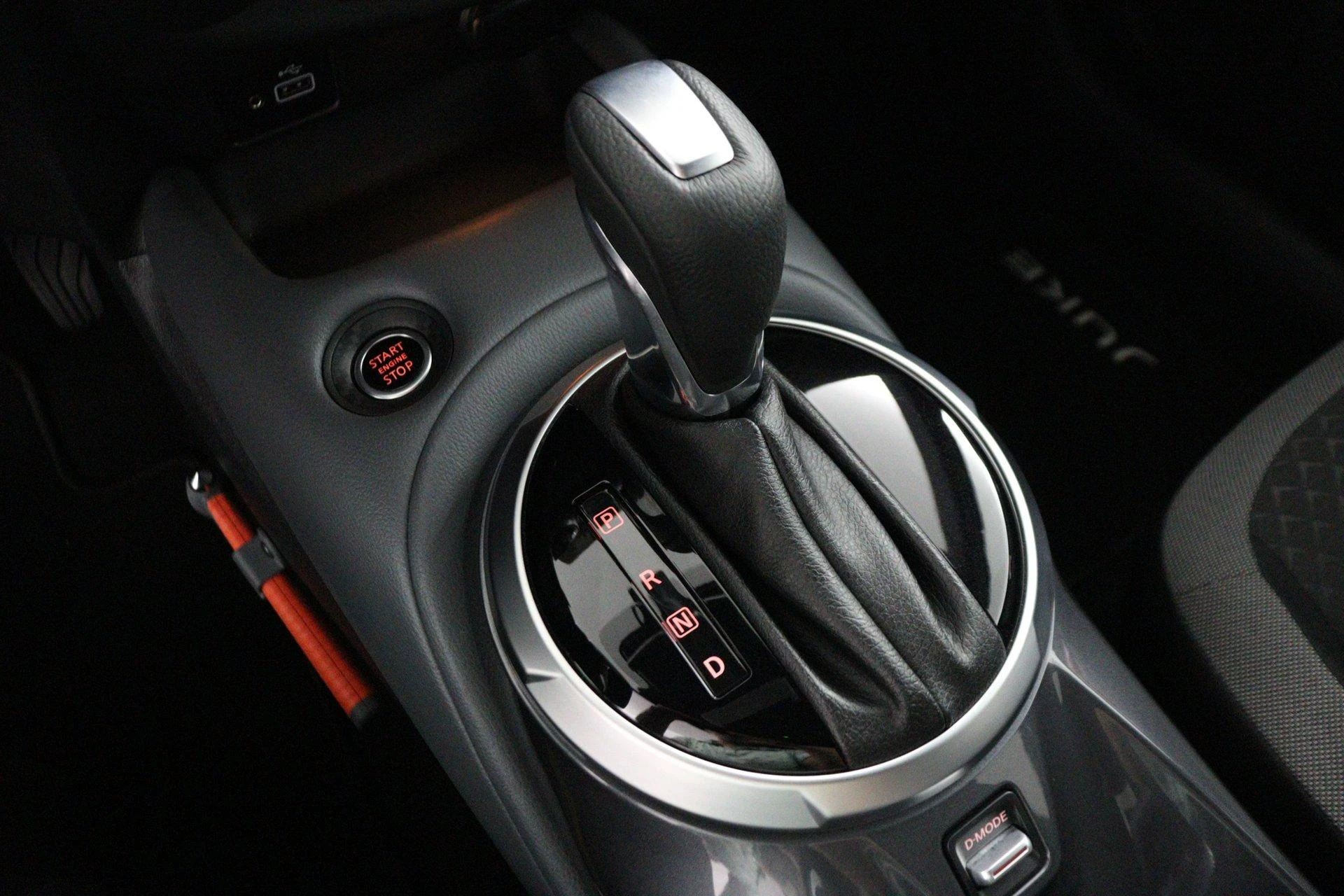 Nissan Juke 1.0 DIG-T N-Connecta Automaat |