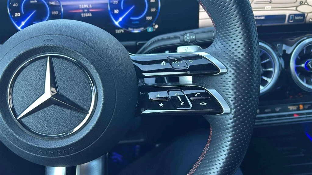 Mercedes-Benz-EQA-image-12