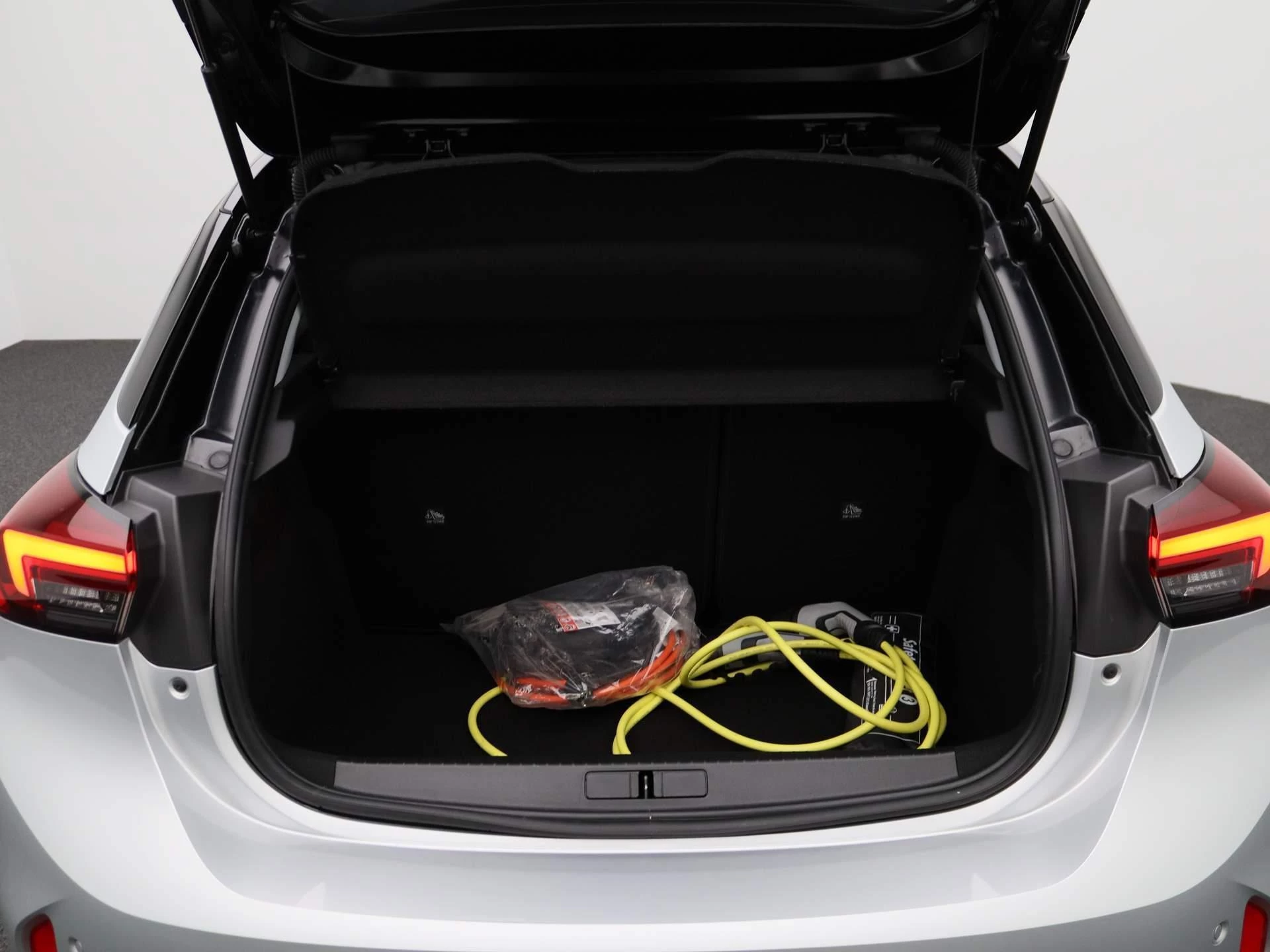 Opel-Corsa-e-image-13